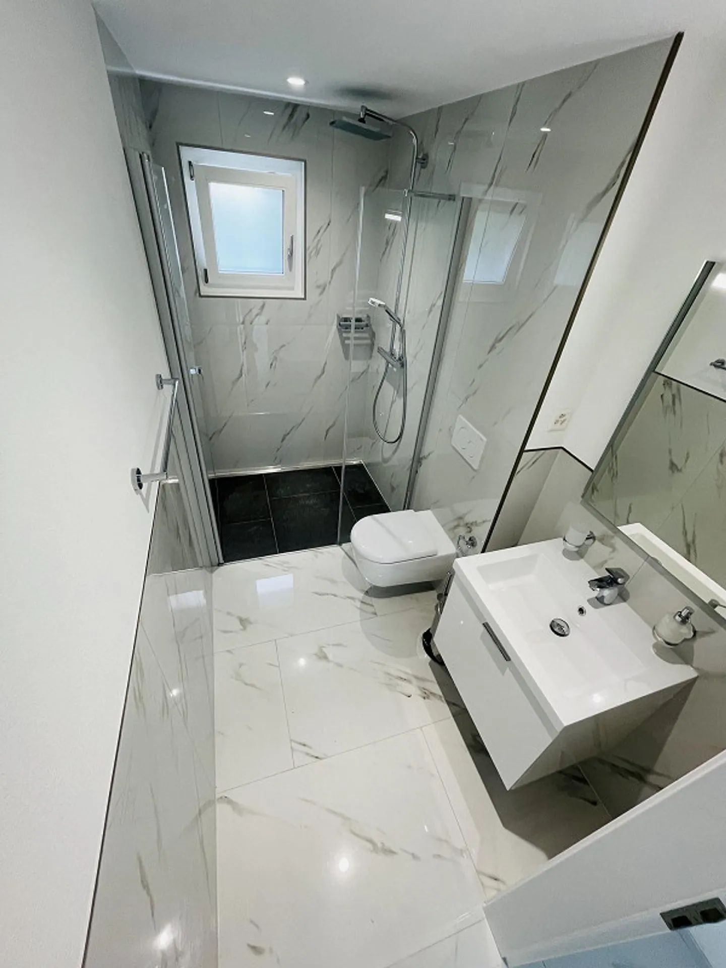 Due case indipendenti con buon rendimento netto o casa - Foto 13 di 23