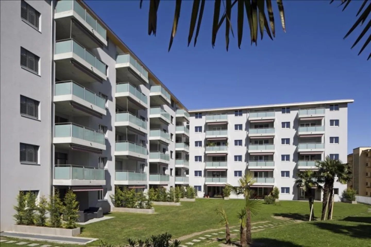 Au soleil et dans la tranquillité - Photo 2 sur 8