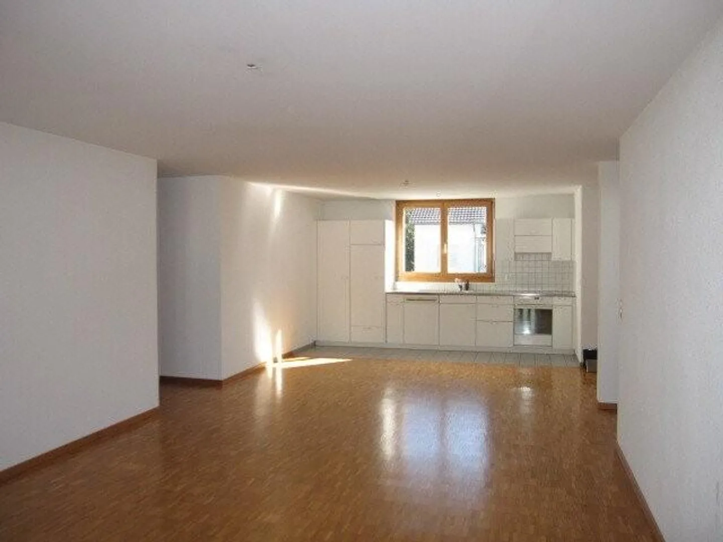 Charmante Wohnung mit Balkon - Foto 4 von 8