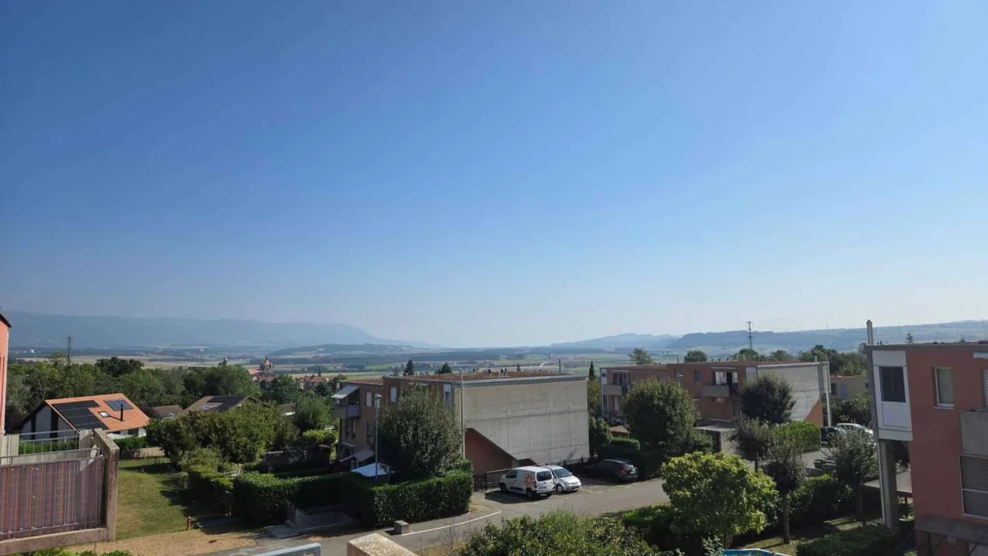 Grande appartamento di 4,5 locali in affitto - Foto 3 di 4