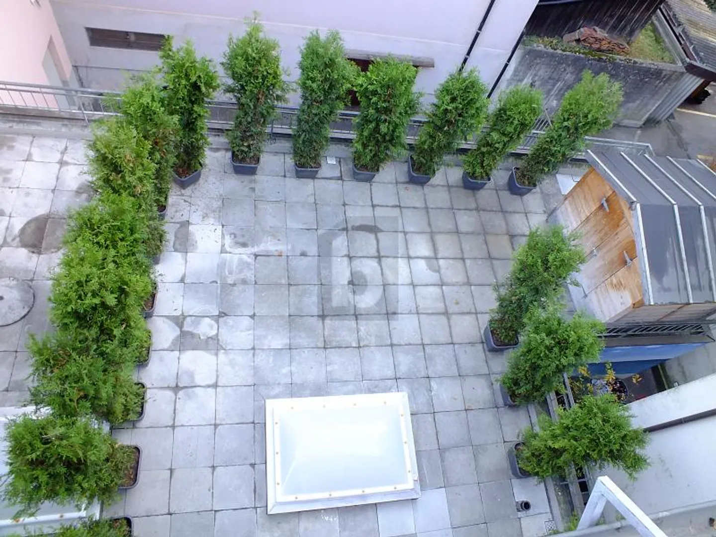 RENOVATED WITH LARGE TERRACE 75 M2 - Photo 1 of 6
