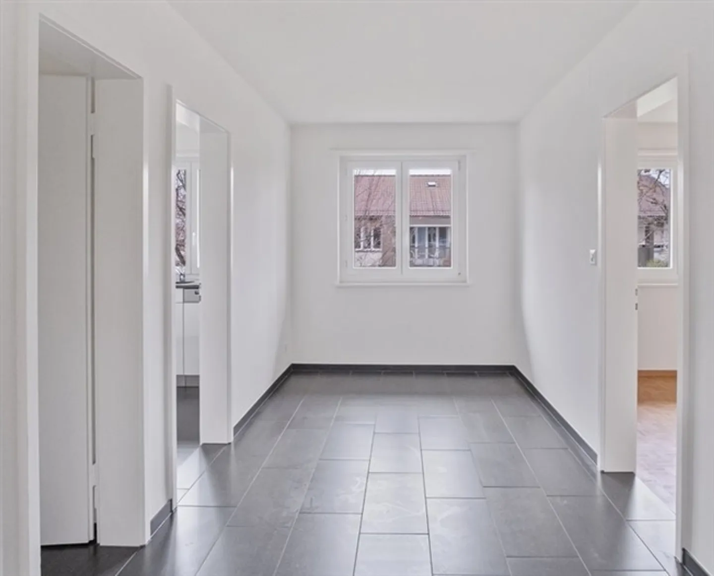 Living Close to Nature at the Gates of Zurich - Photo 4 of 9