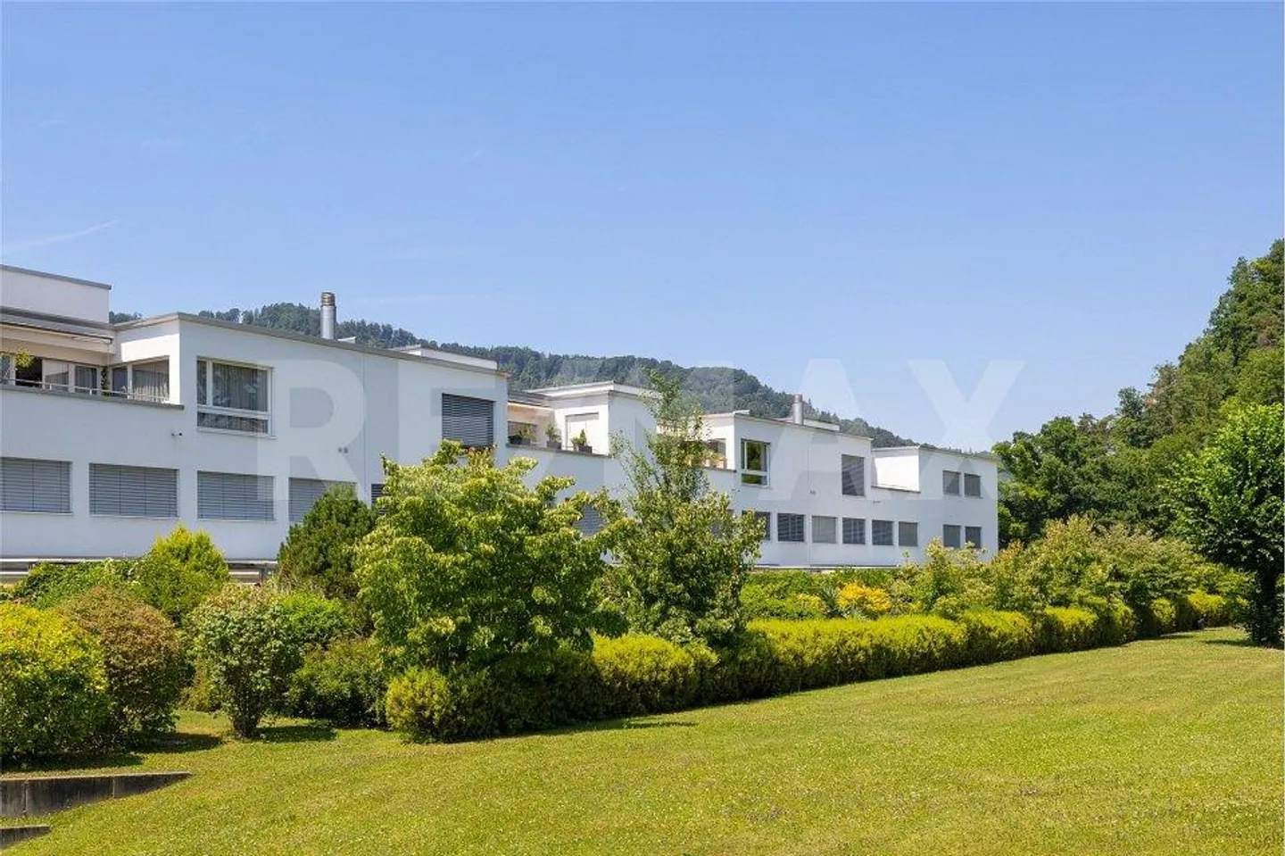 Bright terrace apartment in a quiet location with beautiful green views ... - Photo 5 of 13