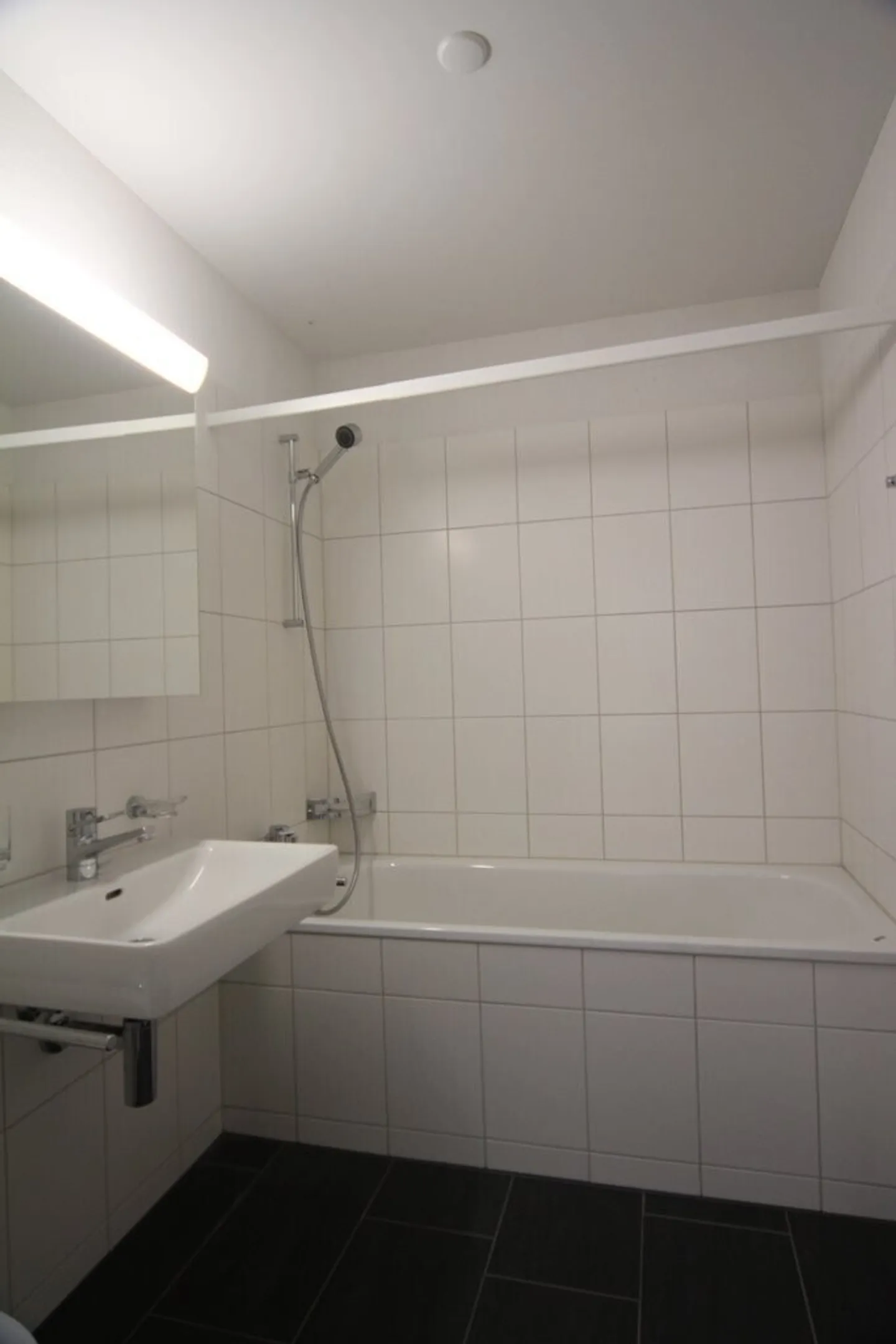 Sonnige 2.5-Zimmer-Wohnung - Foto 5 von 7