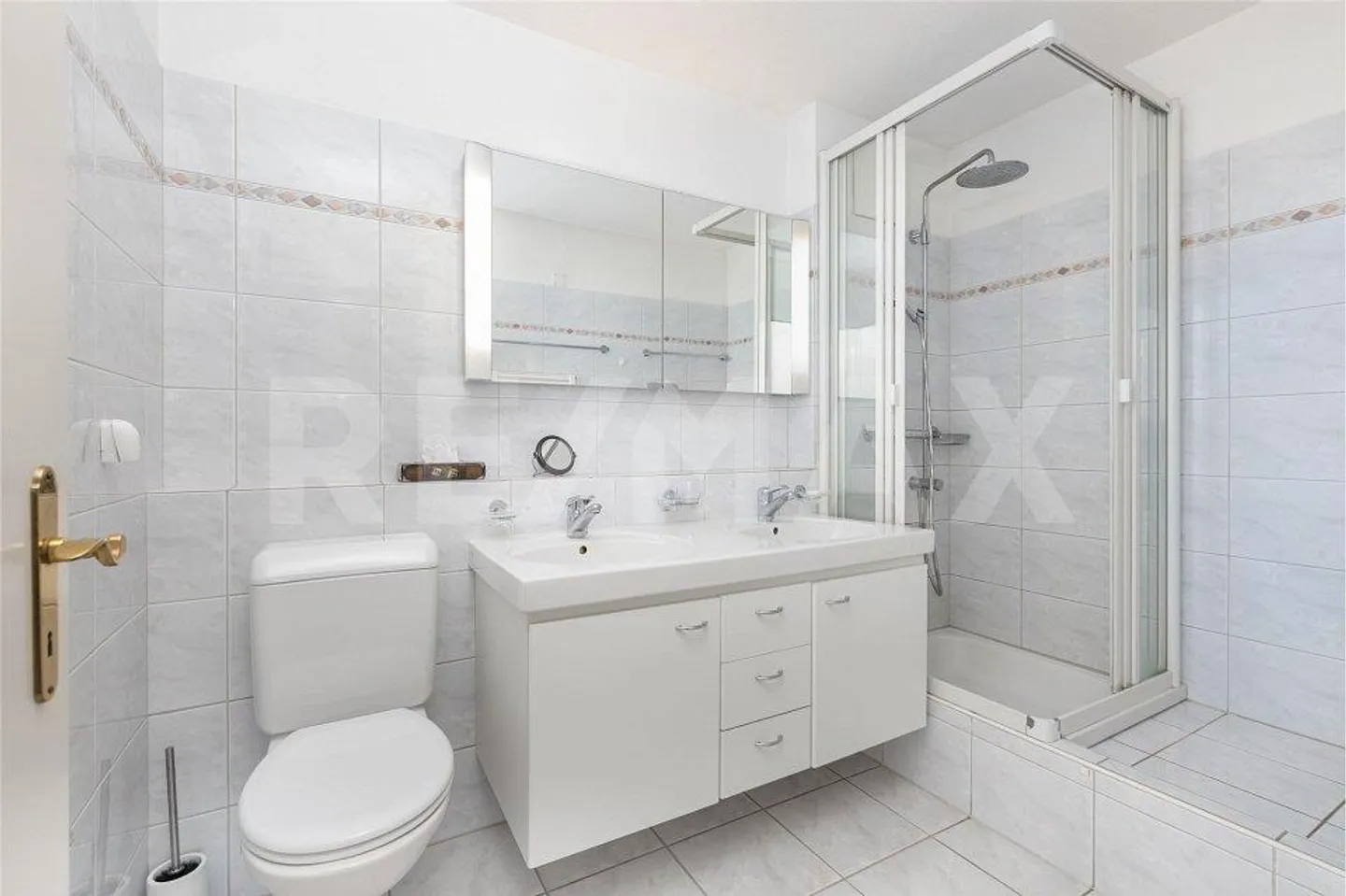 Bright terrace apartment in a quiet location with beautiful green views ... - Photo 11 of 13