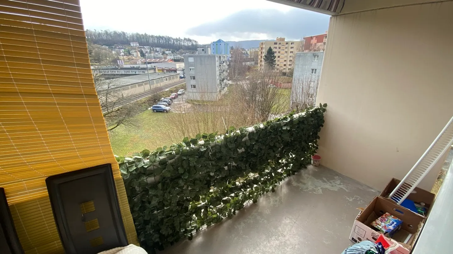Charming House in Quiet Area - Photo 12 of 25