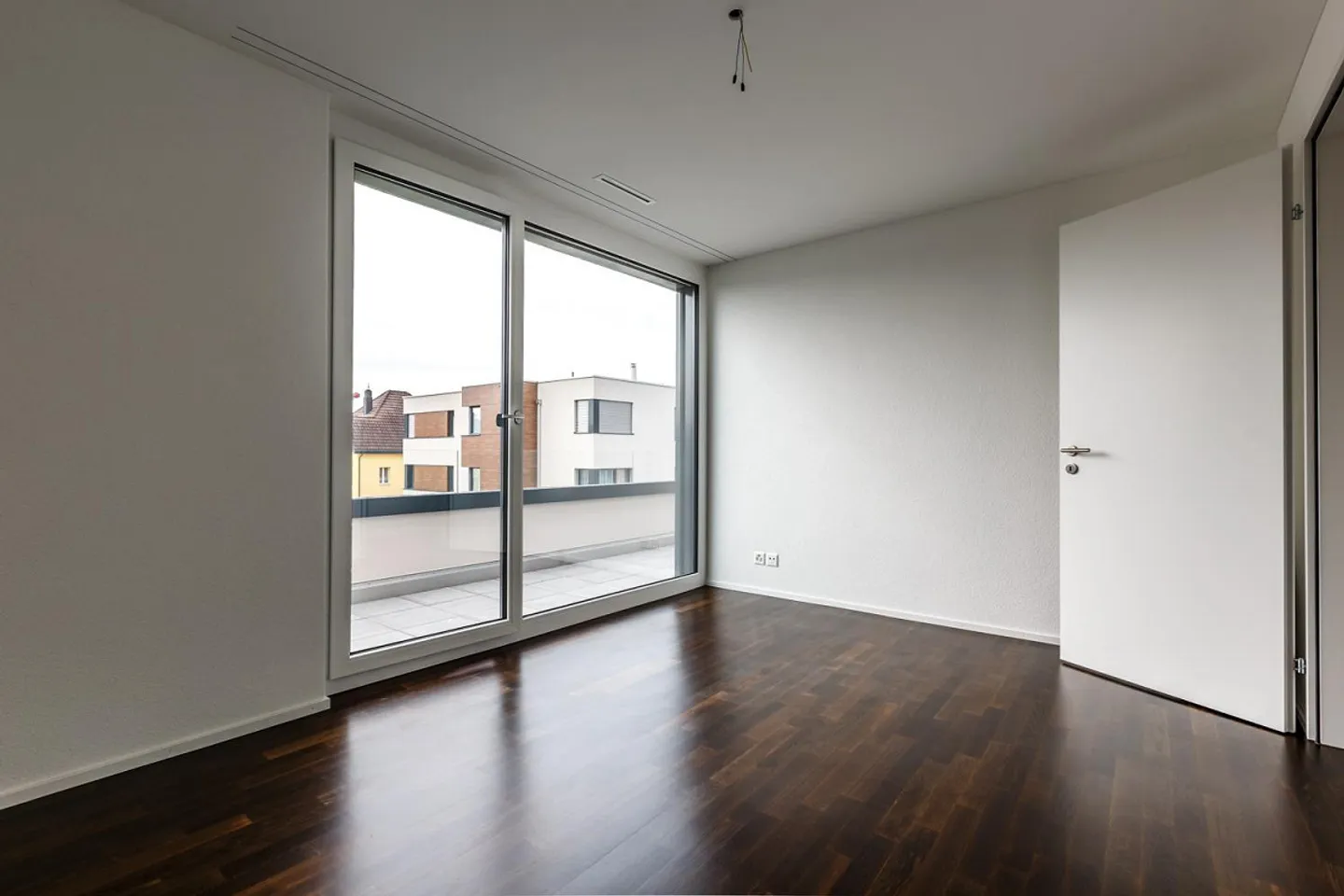 Appartement en Attique au Standard de Propriété - Photo 9 sur 12