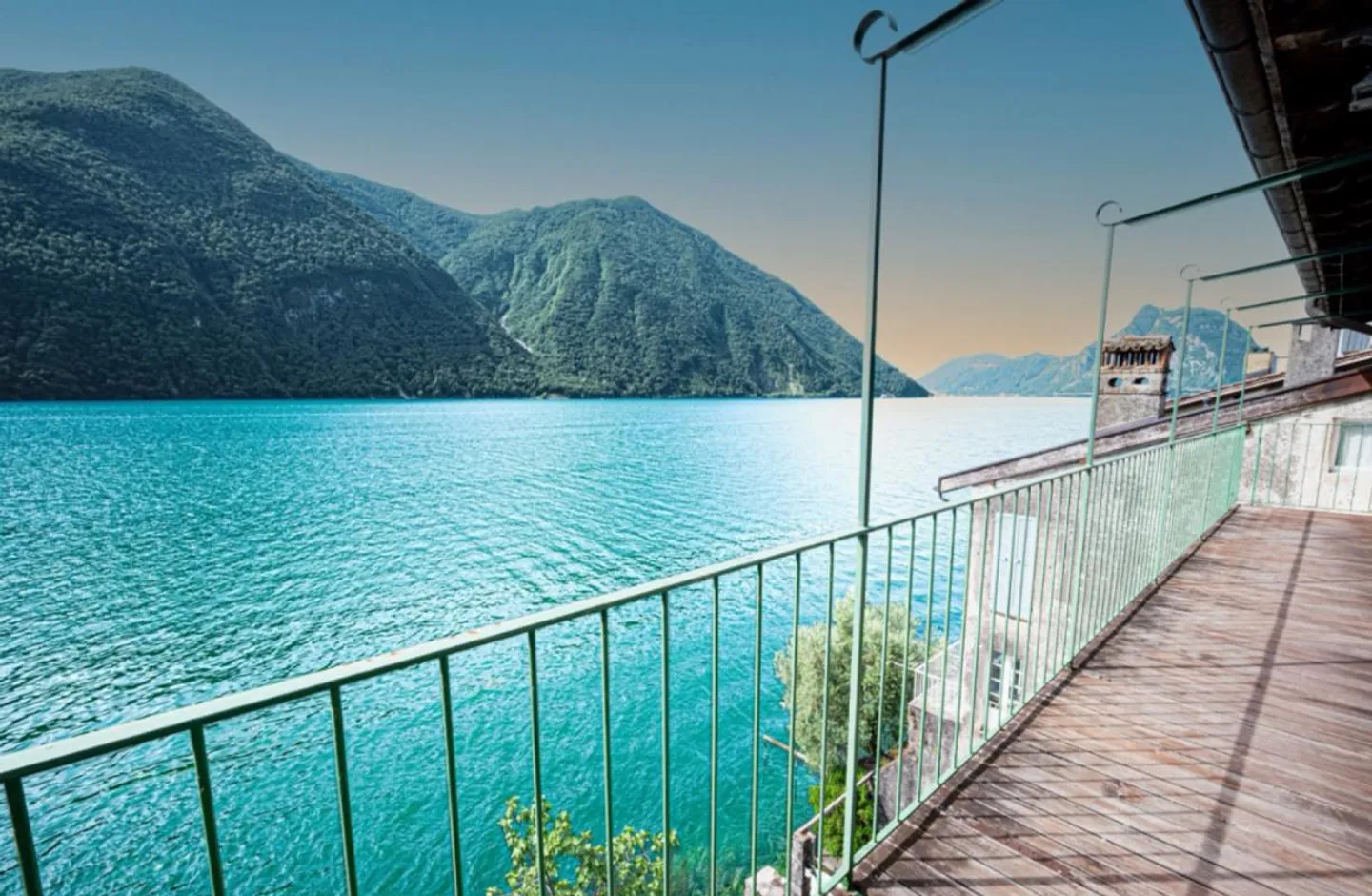 Appartamento unico fronte lago a Gandria - Foto 1 di 1