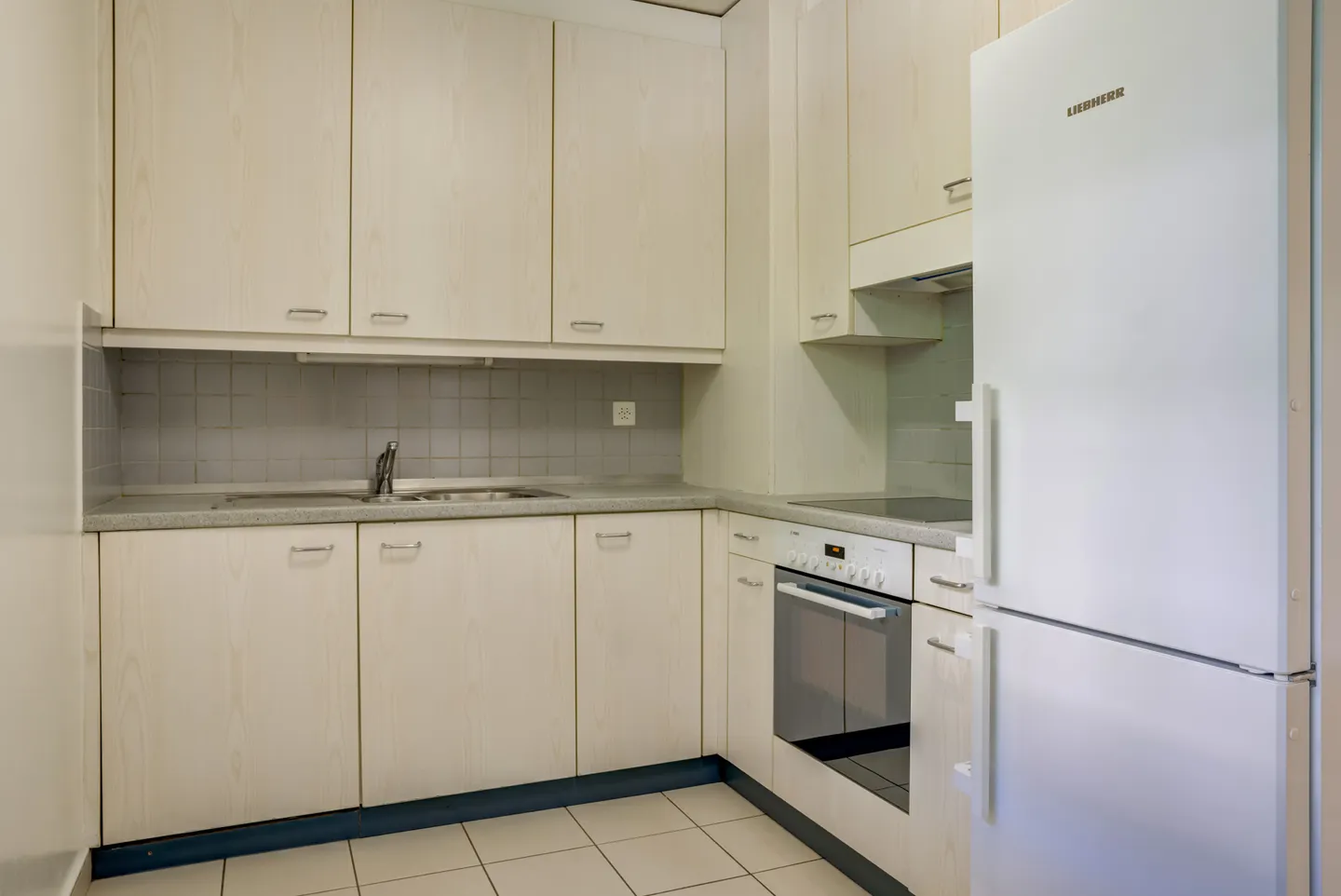 Appartement Charmant avec Vue Alpestre - Photo 6 sur 9