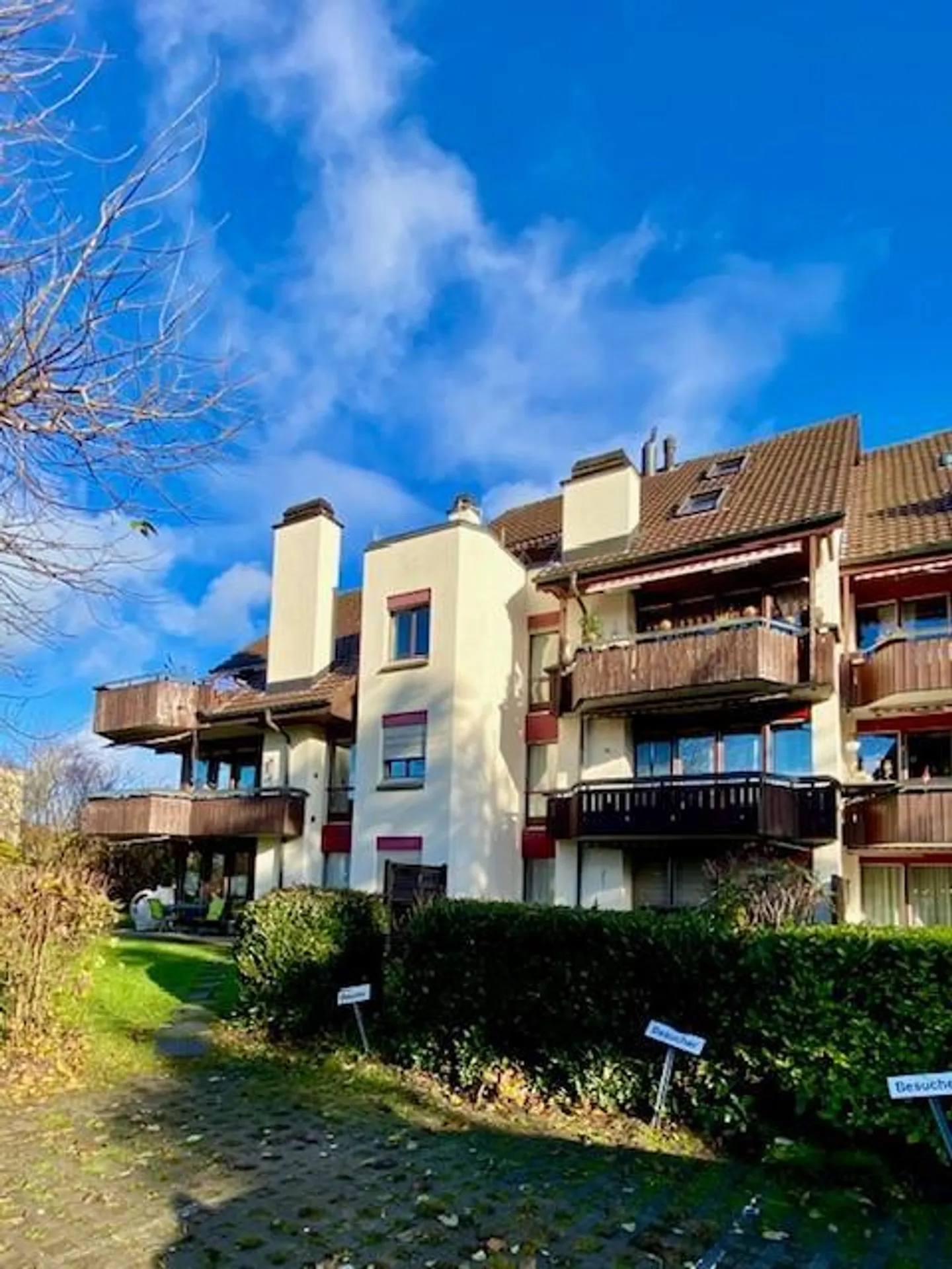 Modernes Apartment in ruhiger Lage - Foto 1 von 9