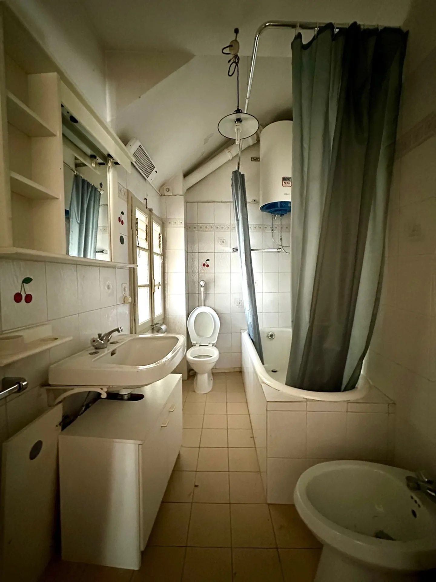 Gemischt genutztes Gebäude mit Innenhof - Foto 29 von 29