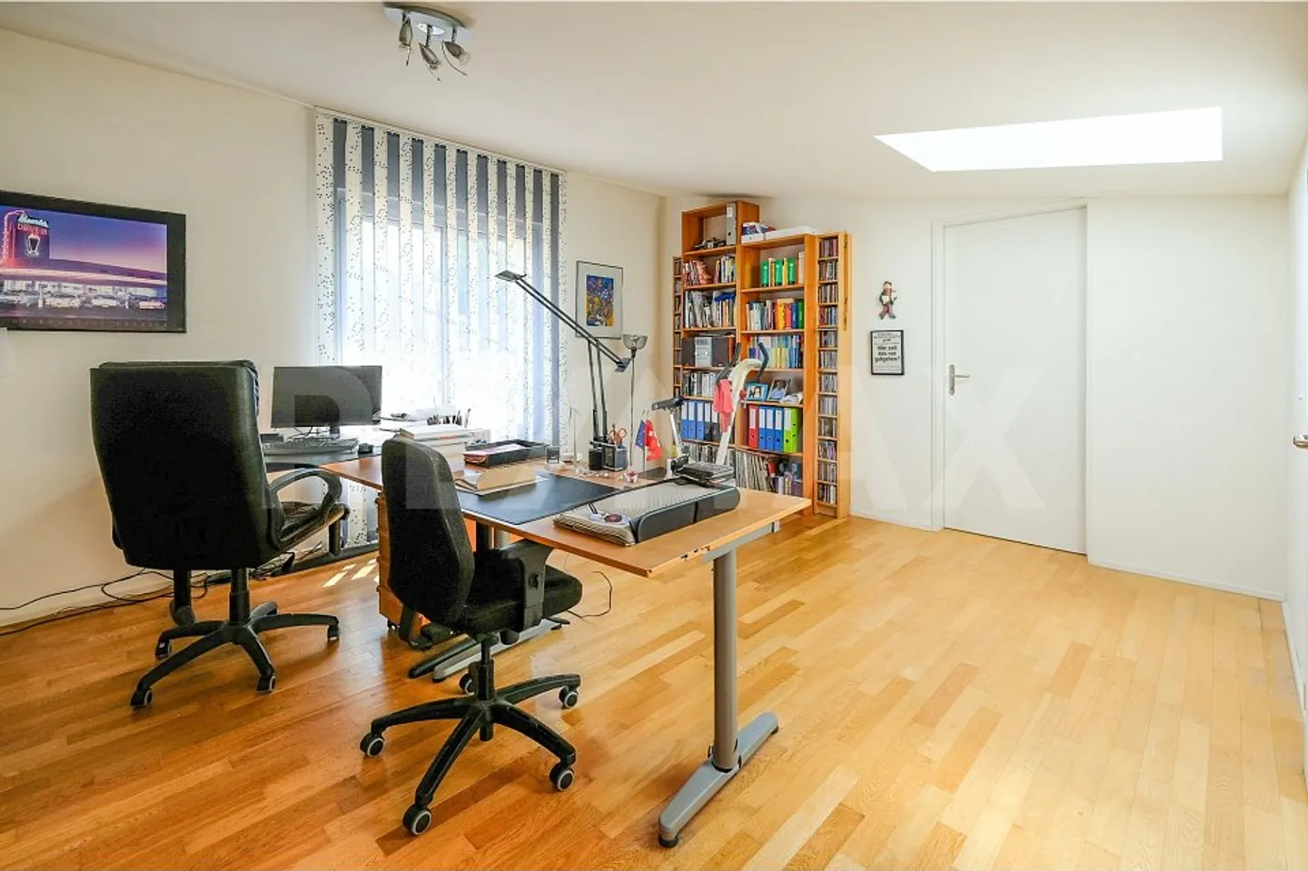 Einzigartige und aussergewöhnliche 4.5 Zimmer-Maisonettewohnung in ehemaligem Druckereigebäude - Foto 11 von 13