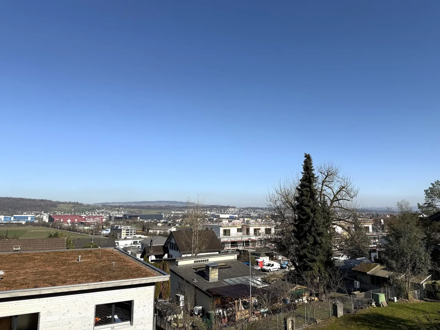 Vivere attraente con vista; Appartamento attico di 4 1/2 stanze - Foto 3 di 7
