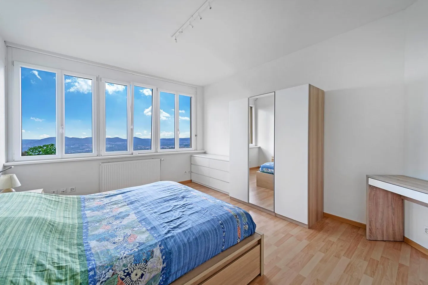 Maison plurifamiliale avec vue dégagée, jardin - Photo 8 sur 12