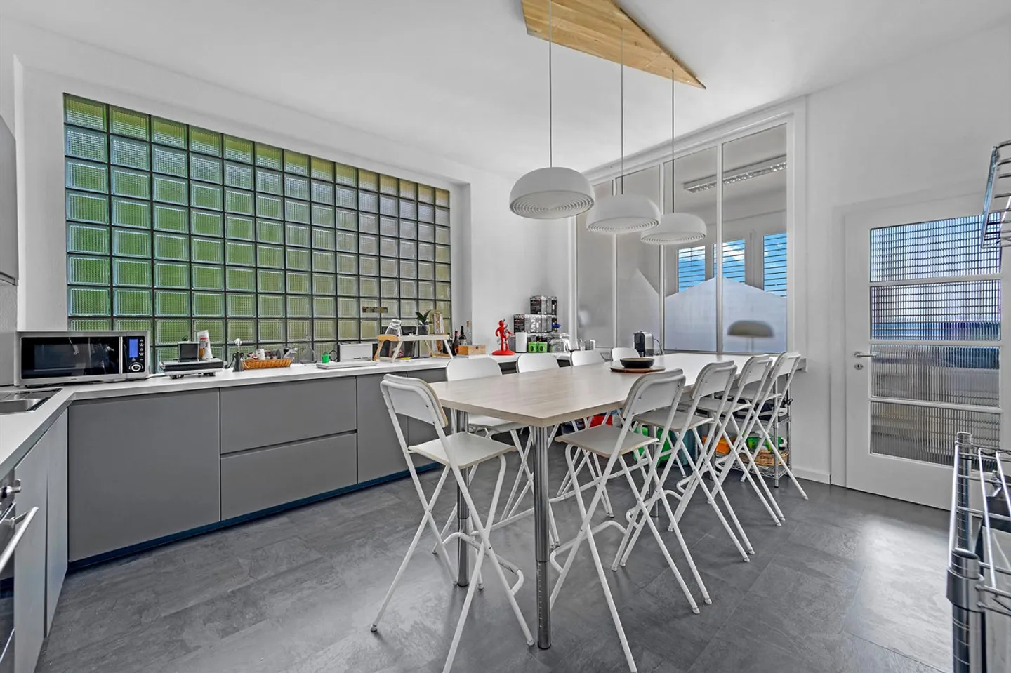 Maison plurifamiliale avec vue dégagée, jardin - Photo 10 sur 12