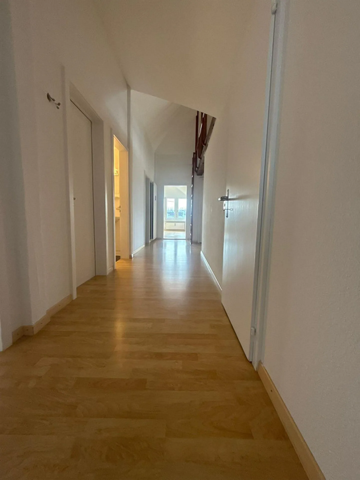 Attraktive 4.5 Zimmer Dachgeschosswohnung - Foto 7 von 9