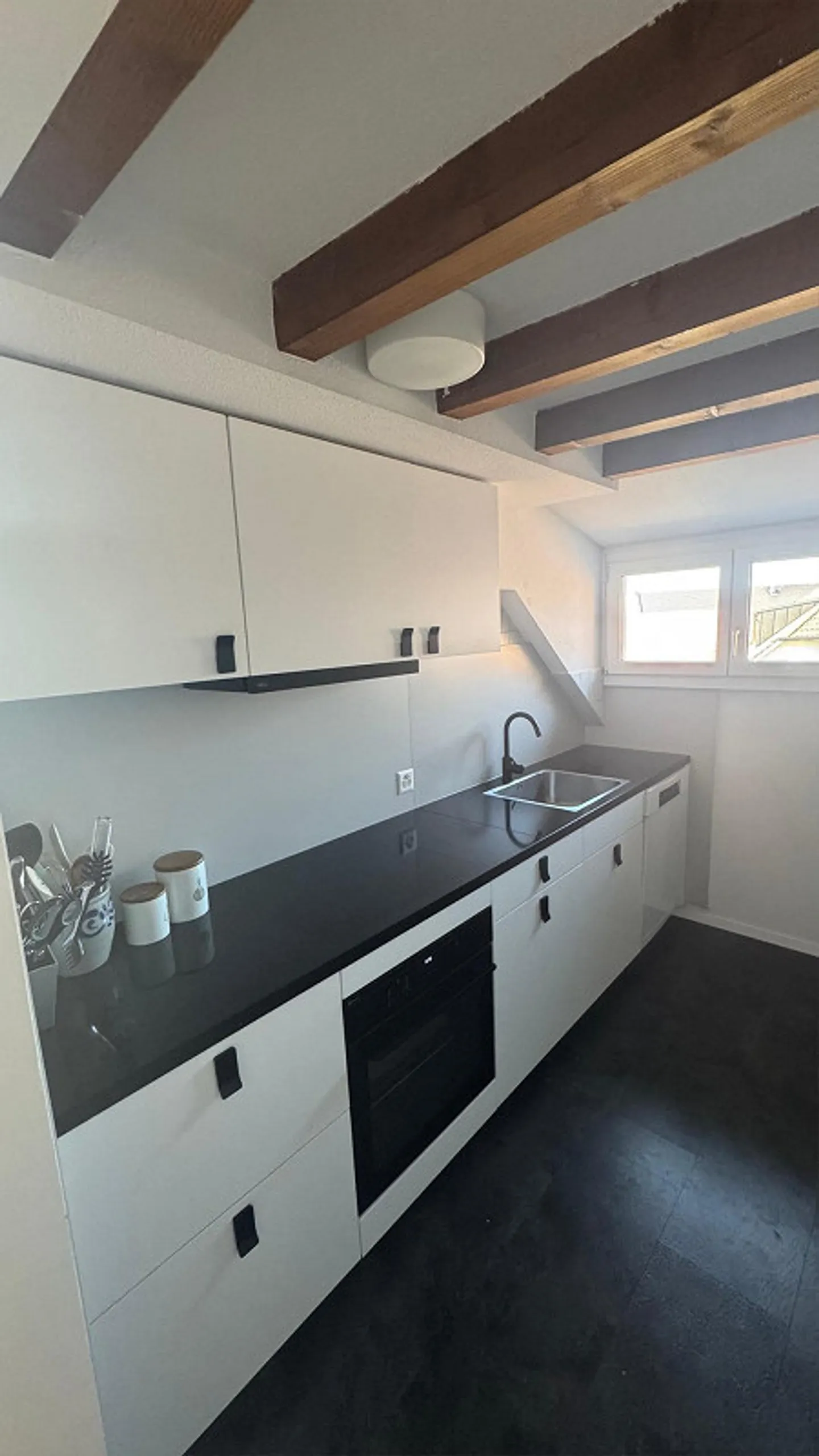 Attraktive 4.5 Zimmer Dachgeschosswohnung - Foto 3 von 9