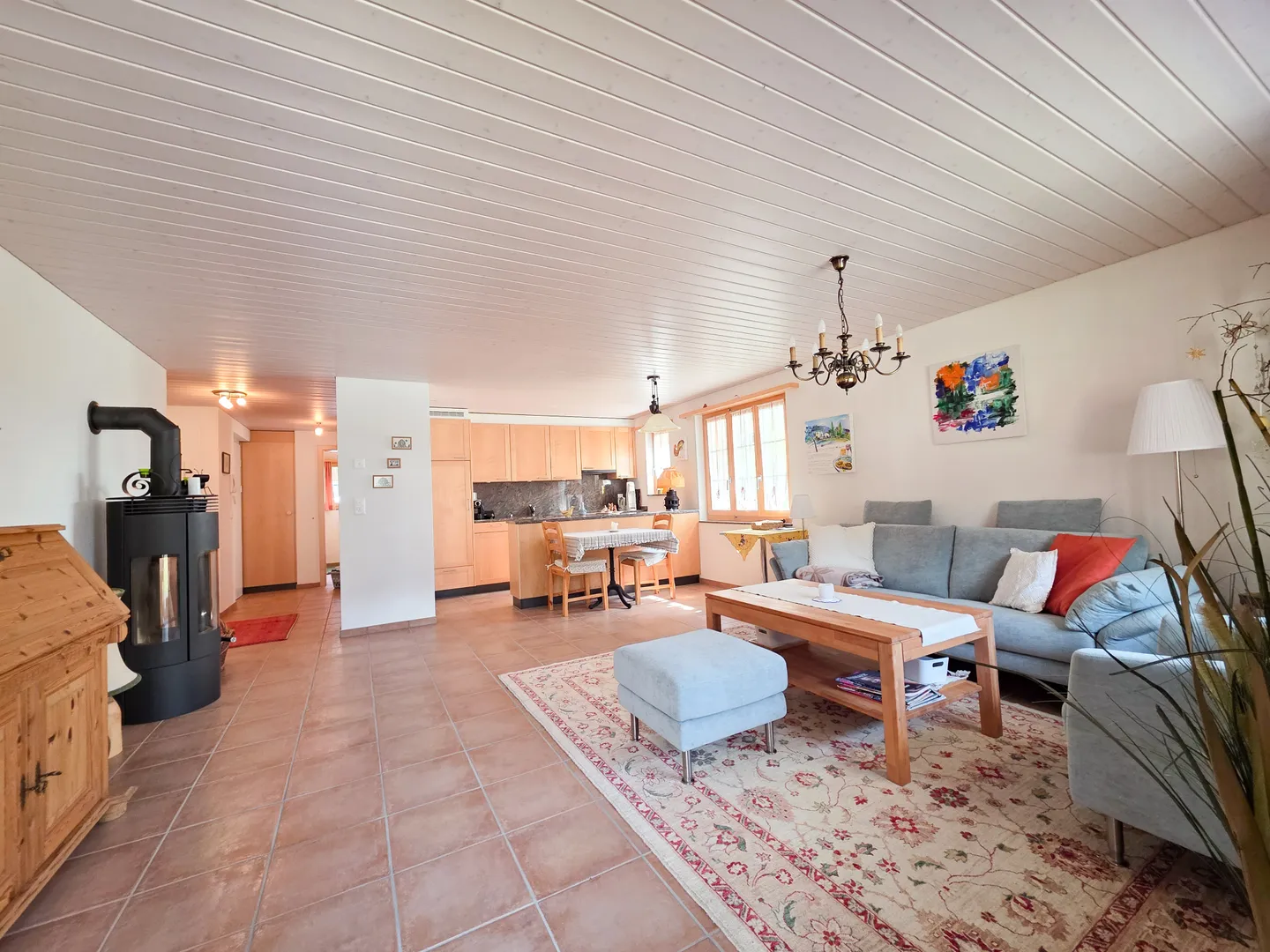 Charming Multi-Family Home - Photo 8 of 17