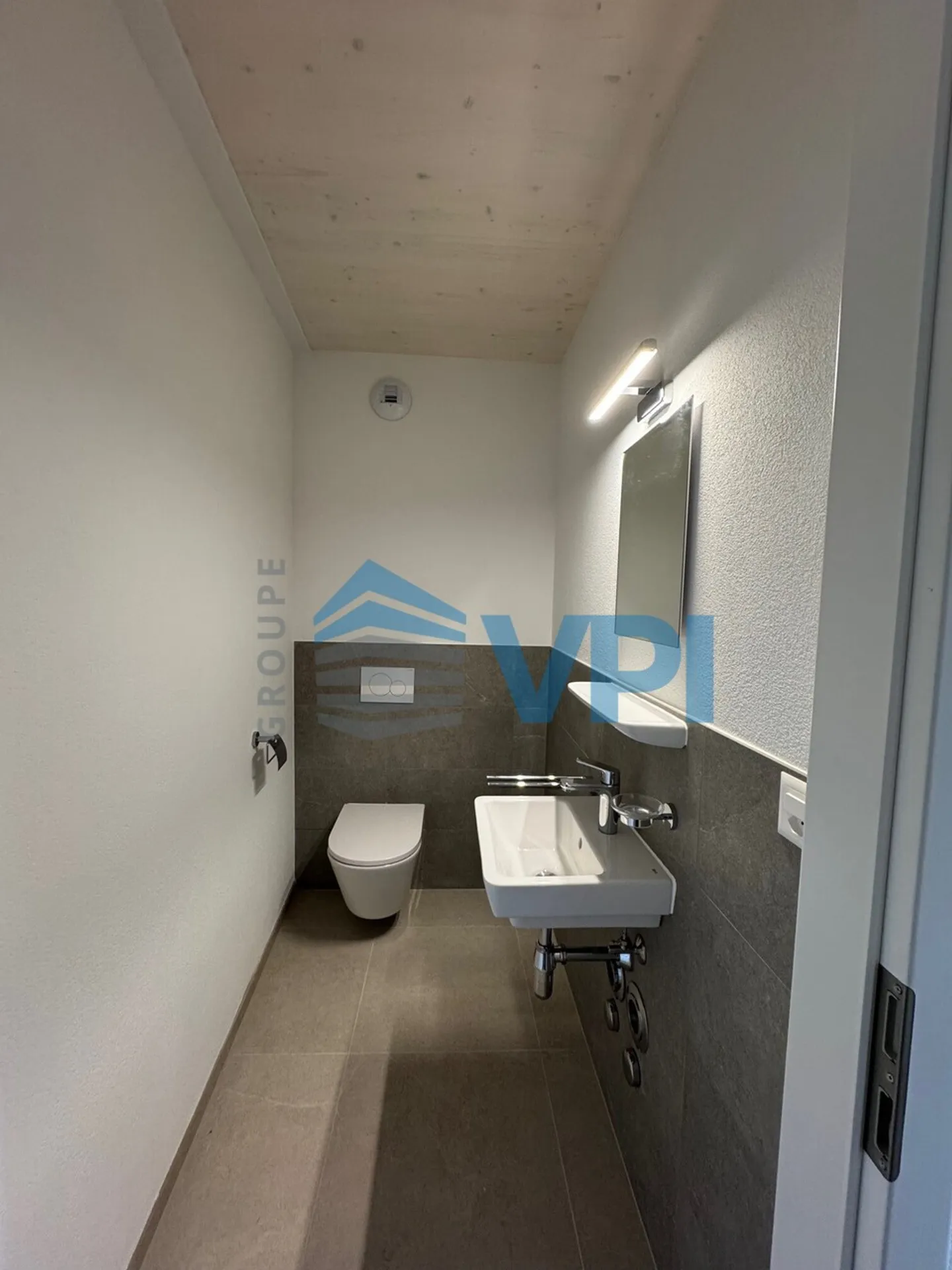 «NEUE 6-ZIMMER-WOHNUNGEN MIT GARTEN» - Foto 9 von 12