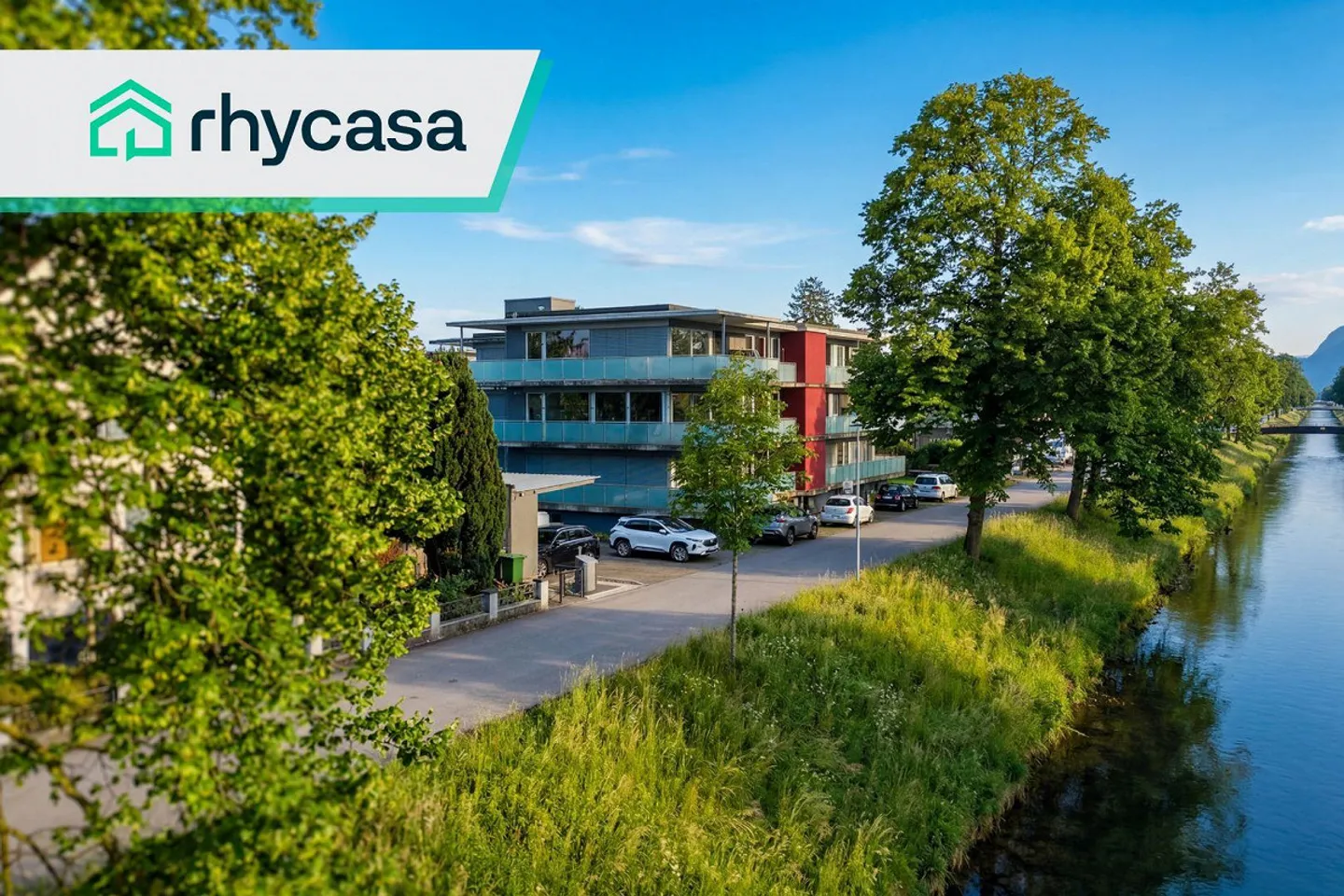 Like-new apartment with open living concept, sunny terrace, and direct garden access in a quiet location - Photo 1 of 13