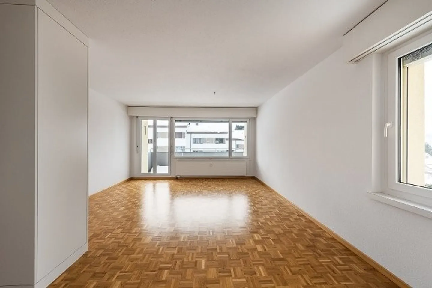 Appartamento moderno 3.5 stanze - Foto 3 di 9