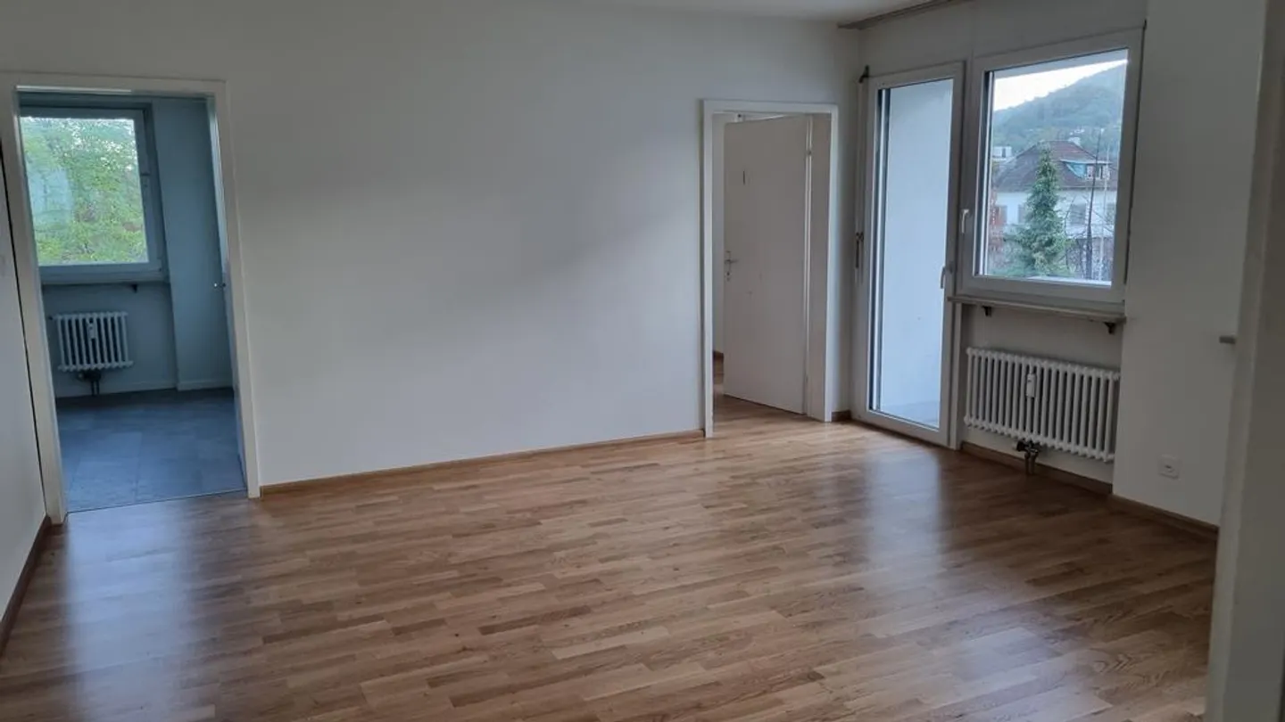 Appartement lumineux de 3.0 pièces avec balcon dans un emplacement central - Photo 10 sur 10