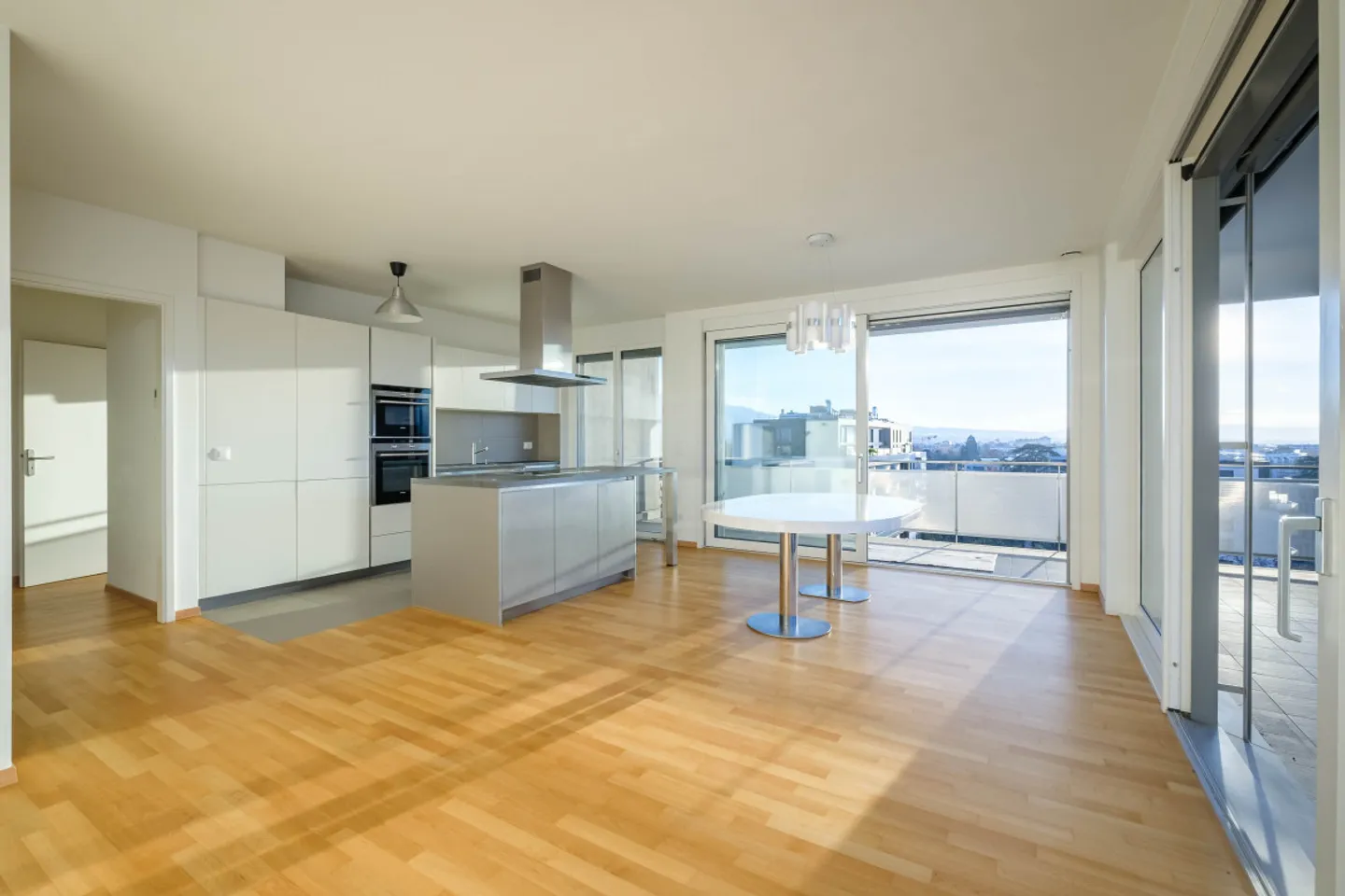 Appartamento 4 locali - Foto 2 di 13