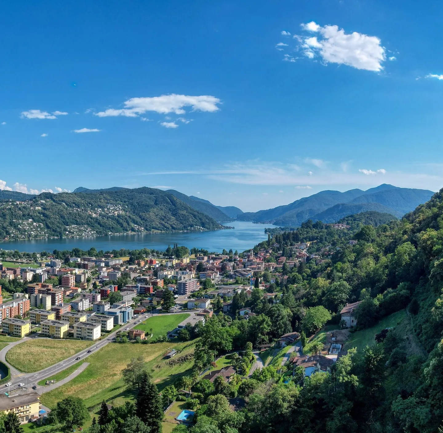 Exclusive opportunity in Ticino – Second home in a privileged location - Photo 2 of 3