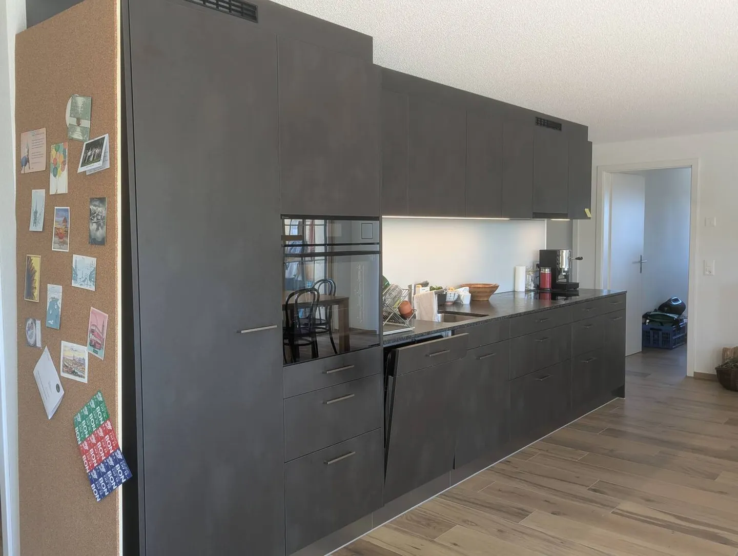 APPARTEMENT 4½ PIÈCES À RÜFENACHT (BE), MEUBLÉ, TEMPORAIRE - Photo 6 sur 10