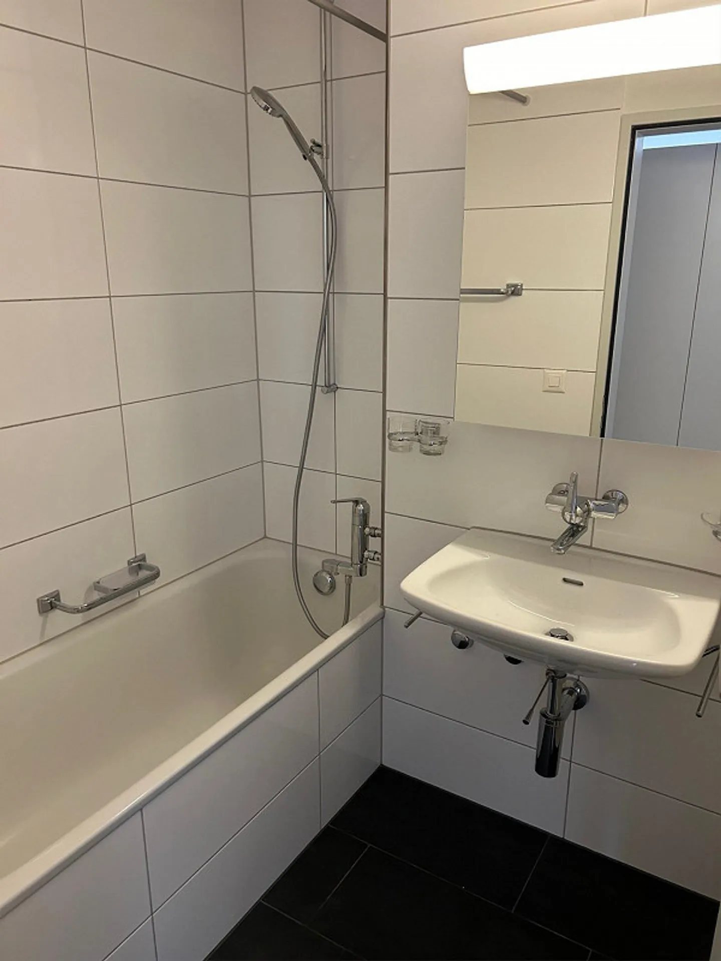 helle Wohnung, wird vor Einzug renoviert - Foto 3 von 8