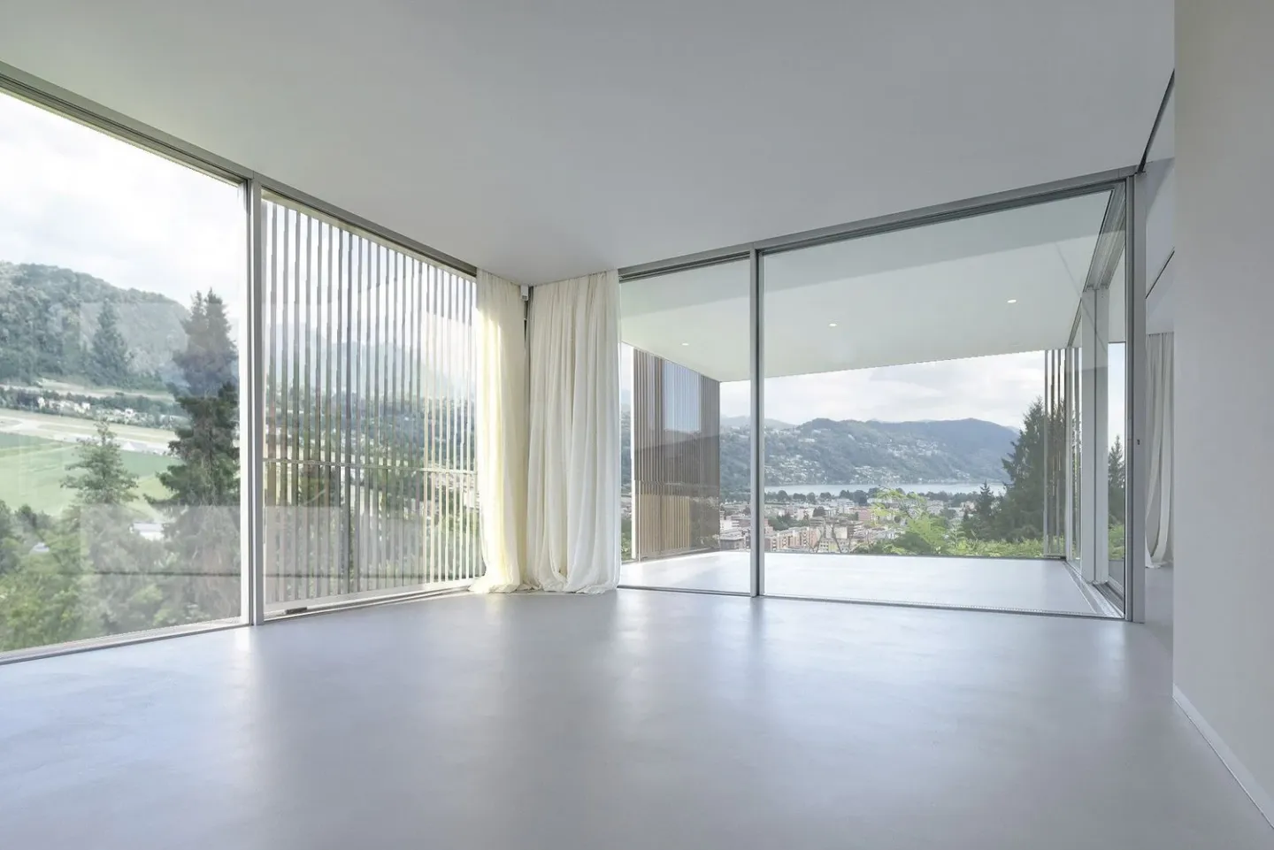 Exclusive opportunity in Ticino – Second home in a privileged location - Photo 1 of 3