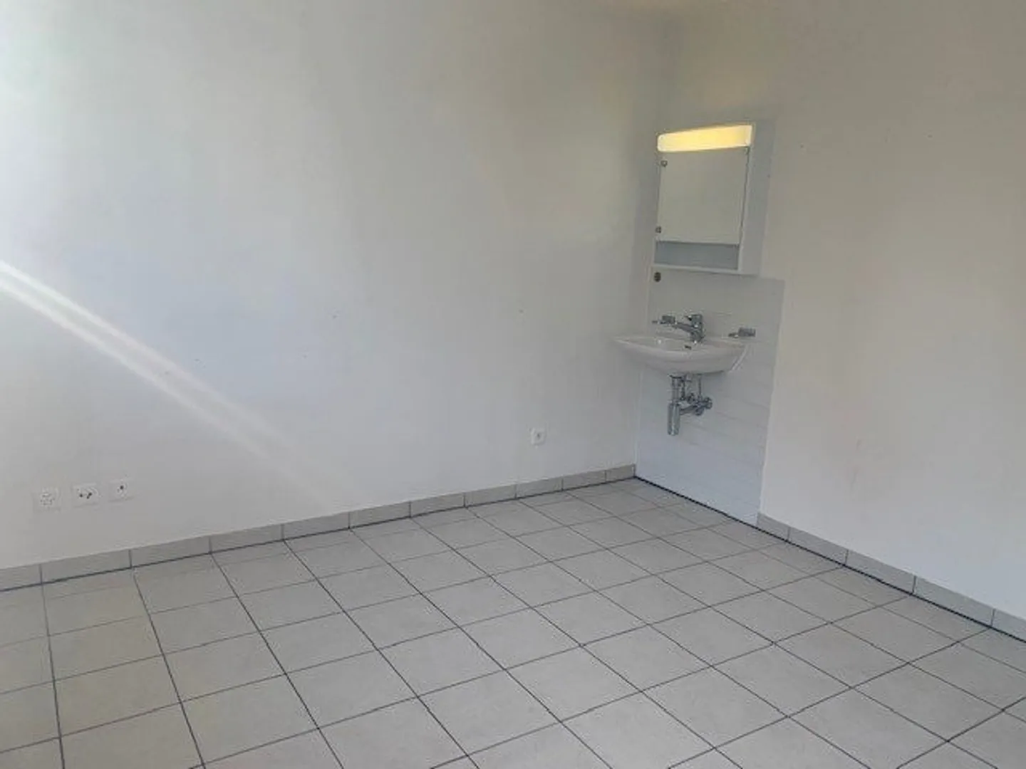 Gemütliches Zimmer Nähe Lausanne - Foto 3 von 4