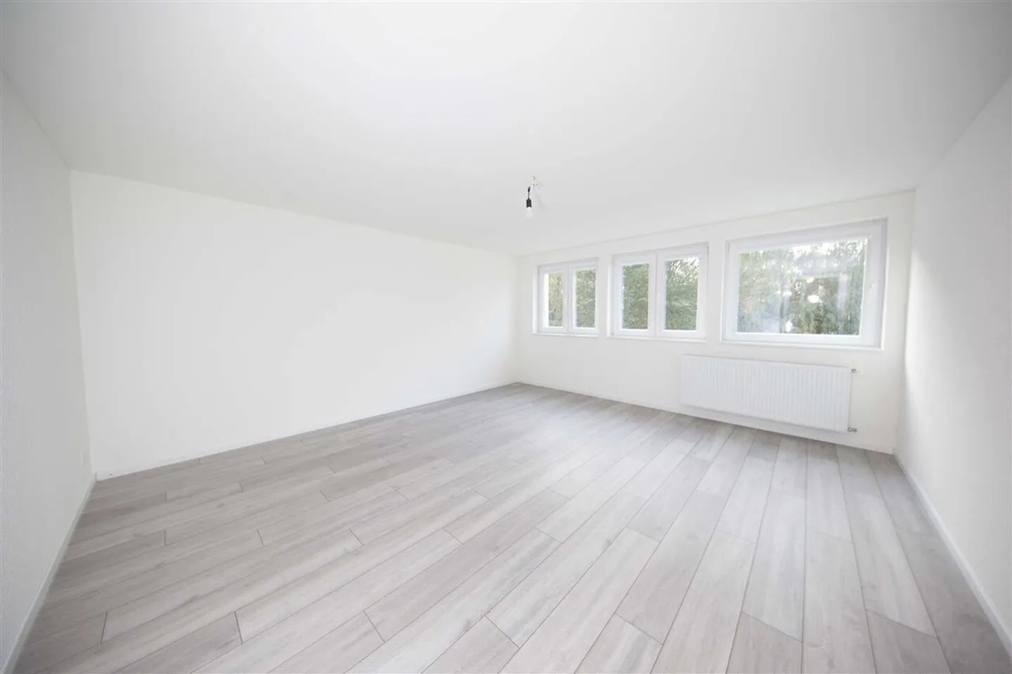 2.5 Room Apartment - Photo 4 of 7