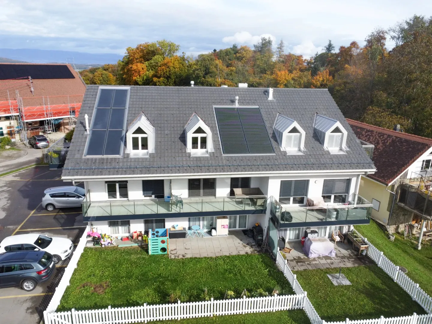 Single house for sale - Photo 1 of 15