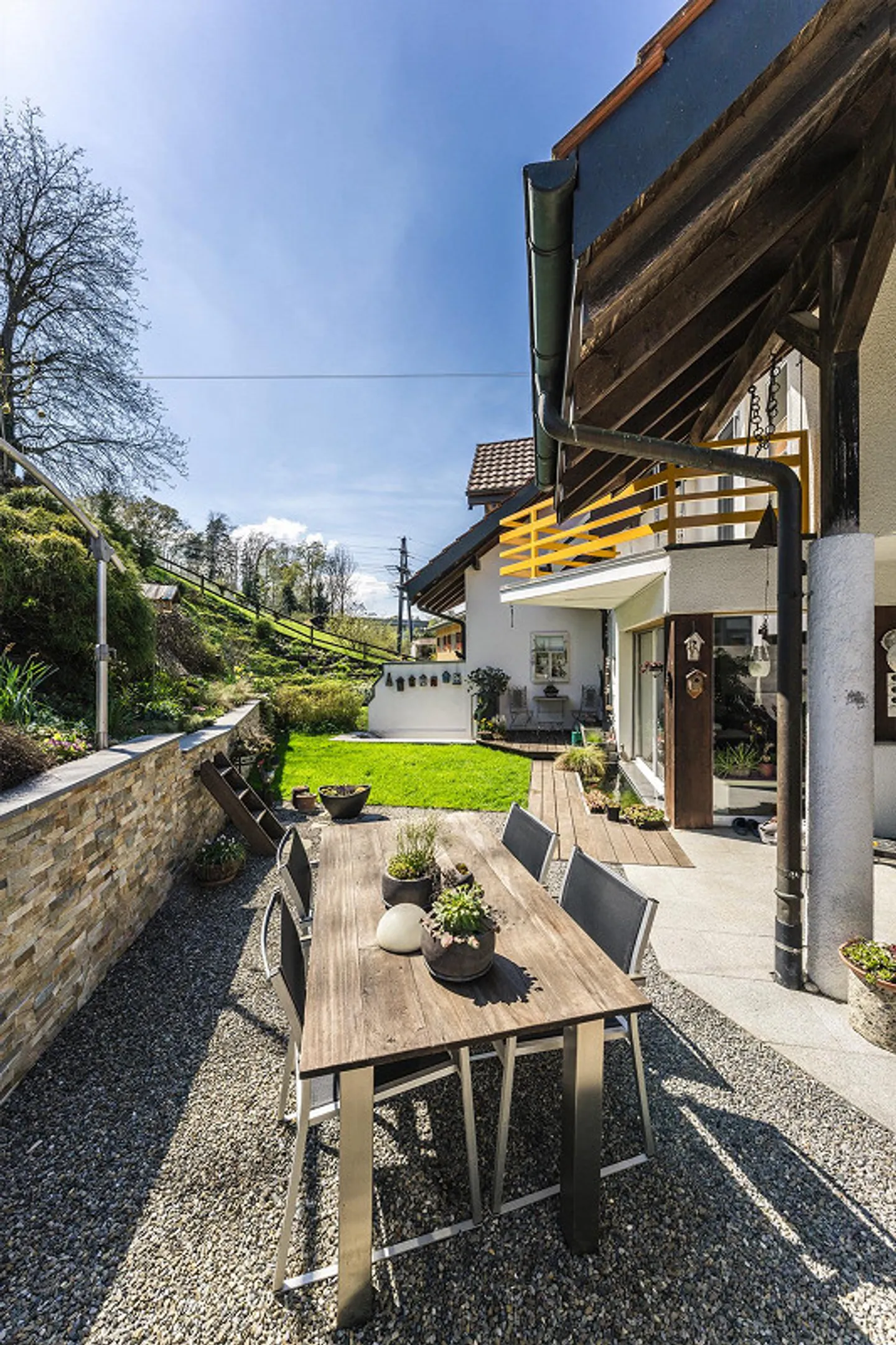 Row House in Goldach – Stylish Living with Garden Idyl - Photo 1 of 14