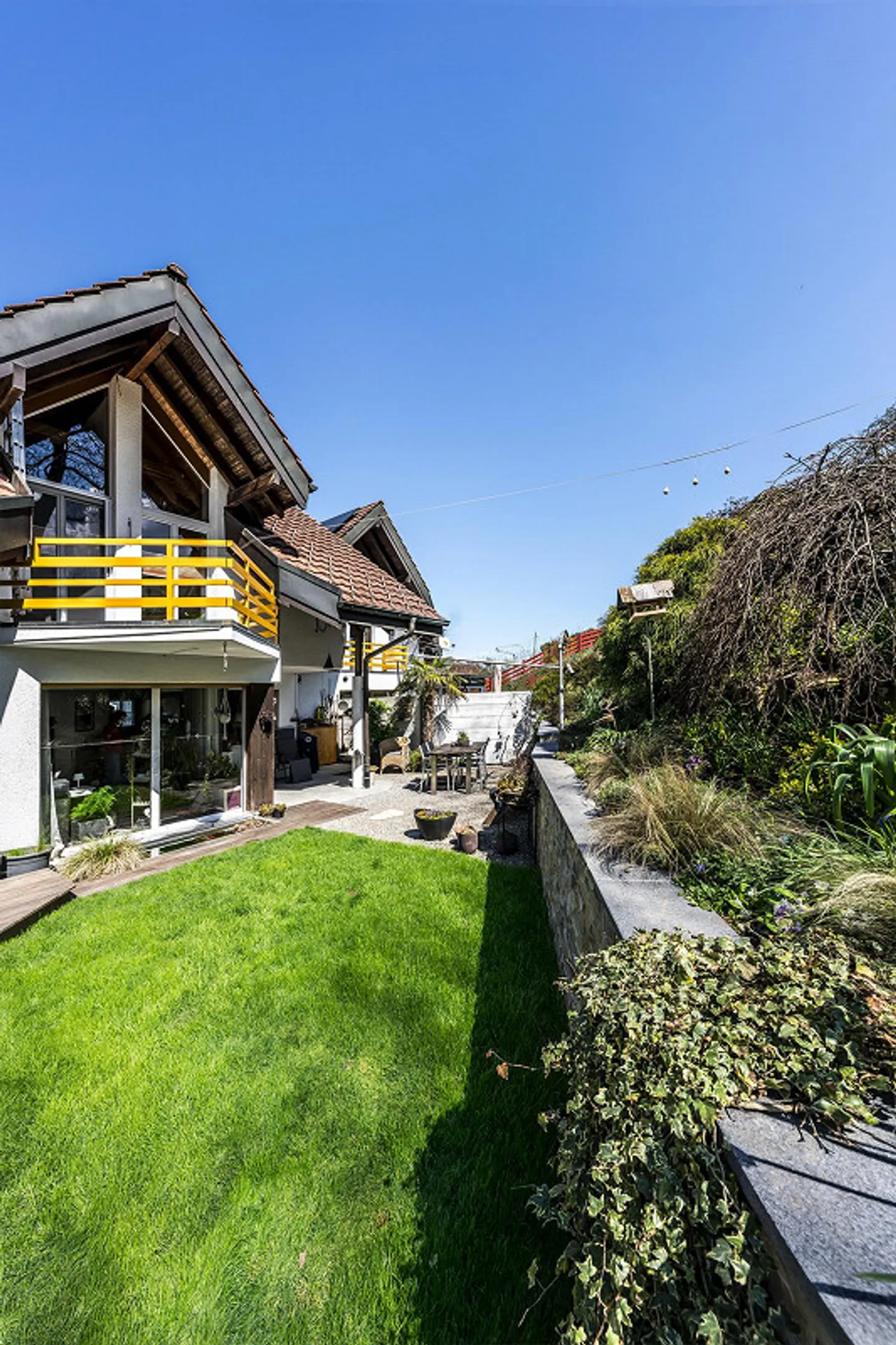 Row House in Goldach – Stylish Living with Garden Idyl - Photo 2 of 14