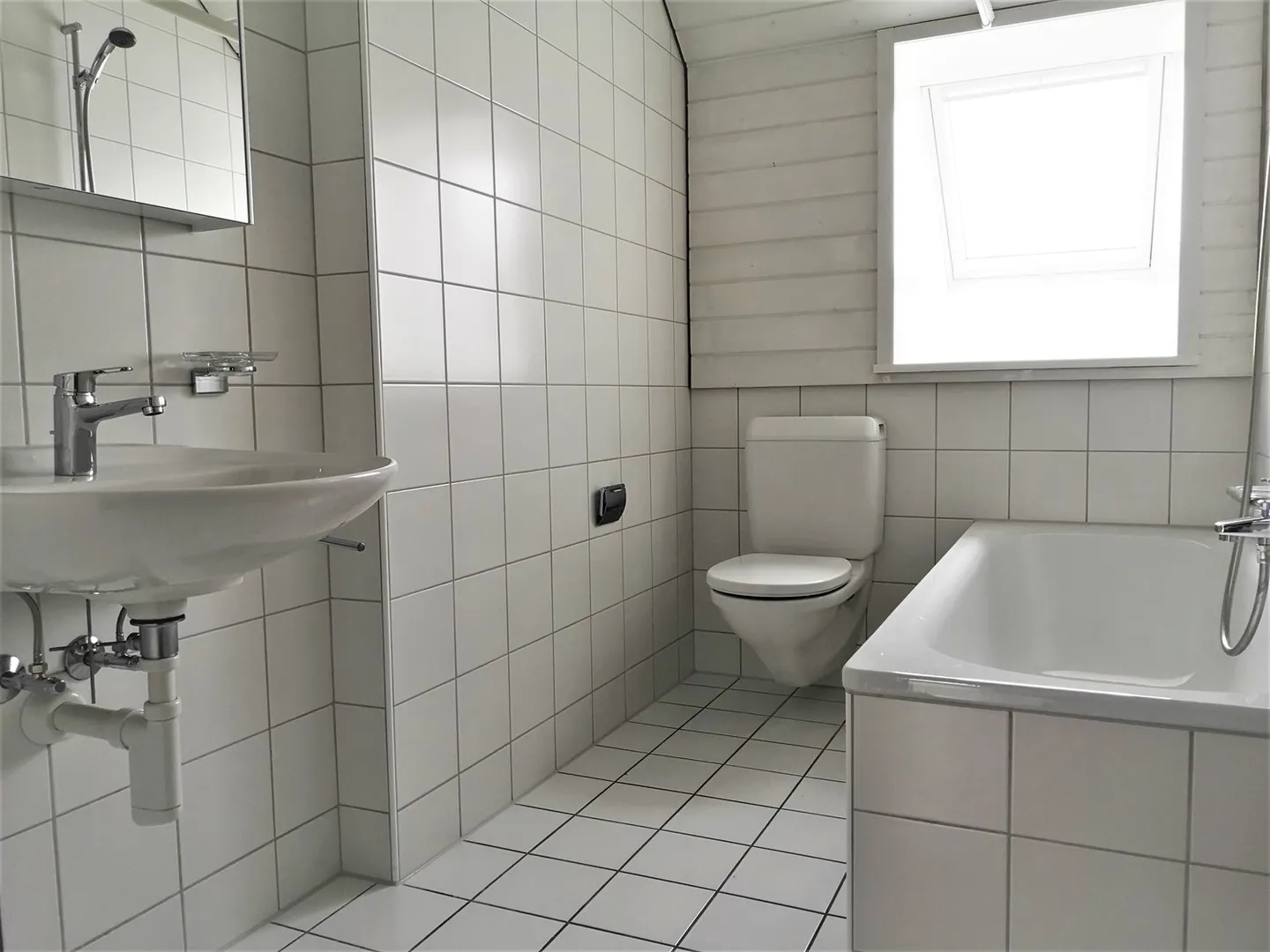 Schöne und helle Maisonette-Wohnung an ruhiger Lage - Foto 8 von 11