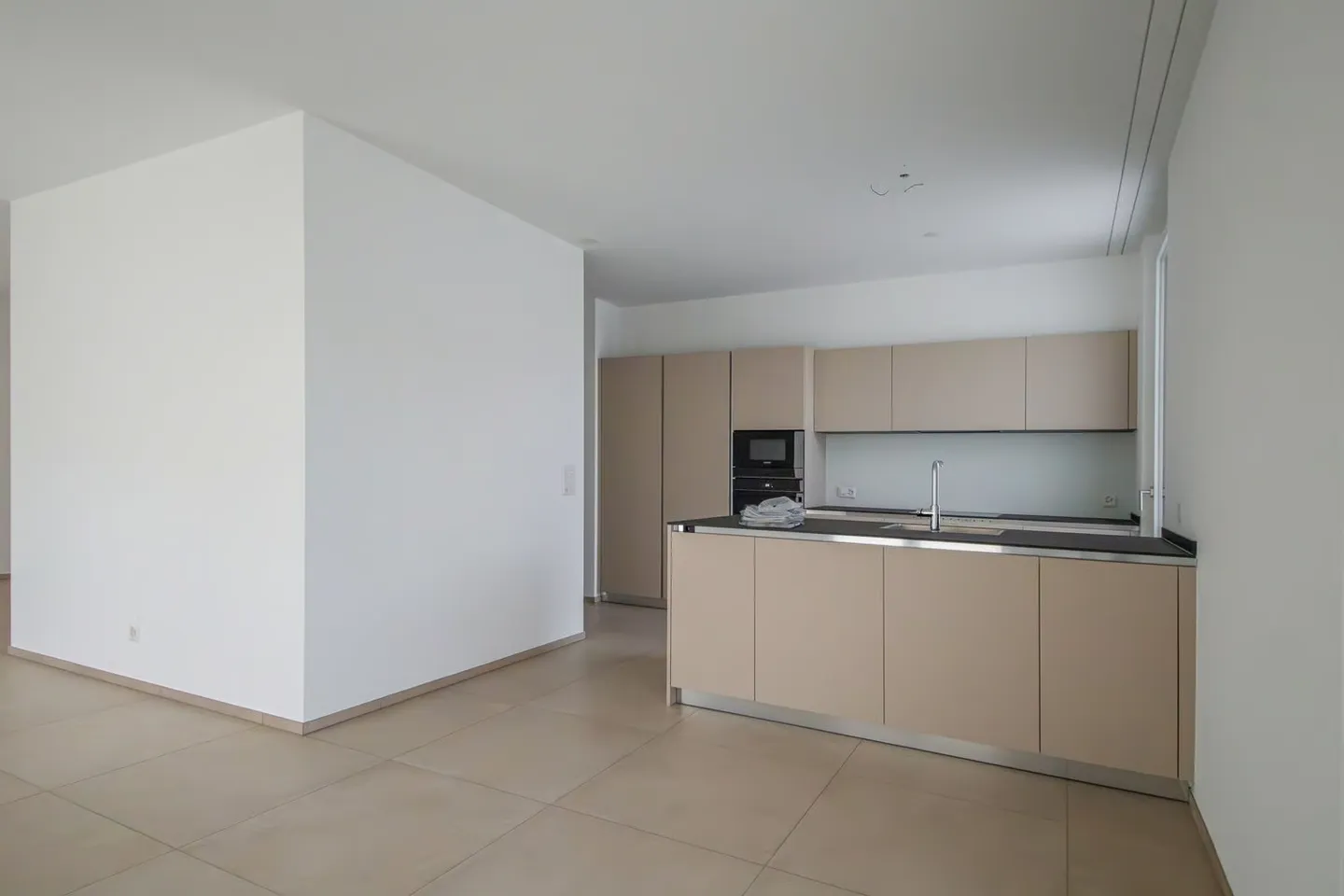 3.5 Room Apartment in Raron - Photo 2 of 8