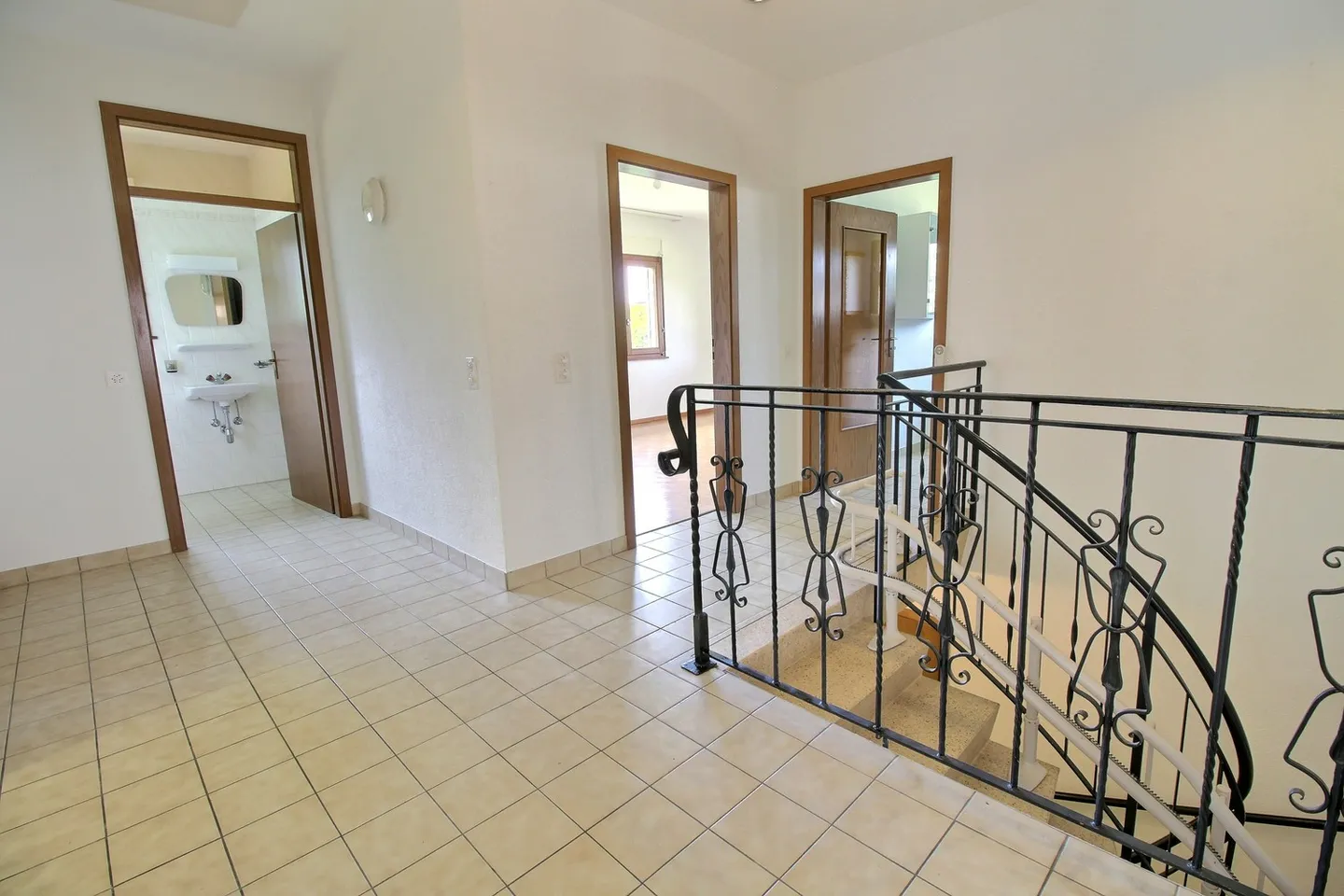 Superbo appartamento di 4,5 stanze in affitto a Friburgo! - Foto 12 di 13