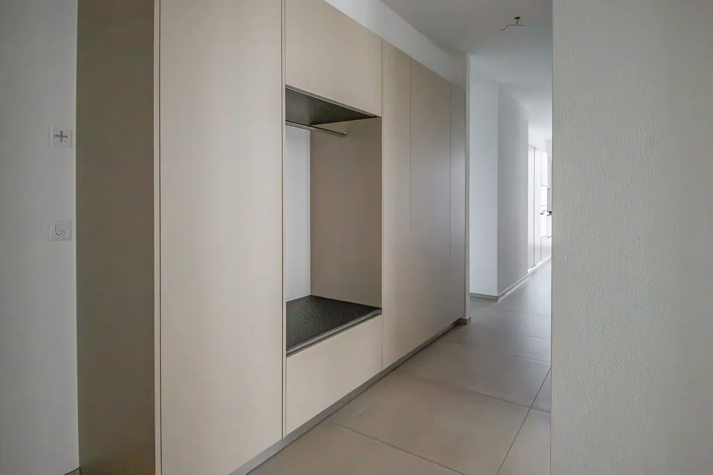 3.5 Room Apartment in Raron - Photo 8 of 8
