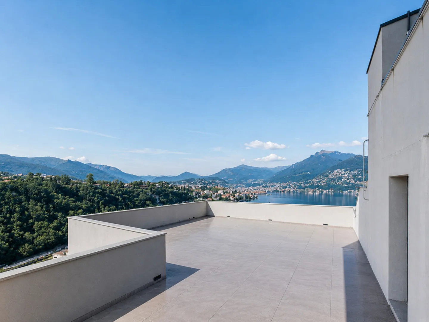 Exceptional 3.5-room apartment with lake view in Pazzallo - Photo 10 of 11