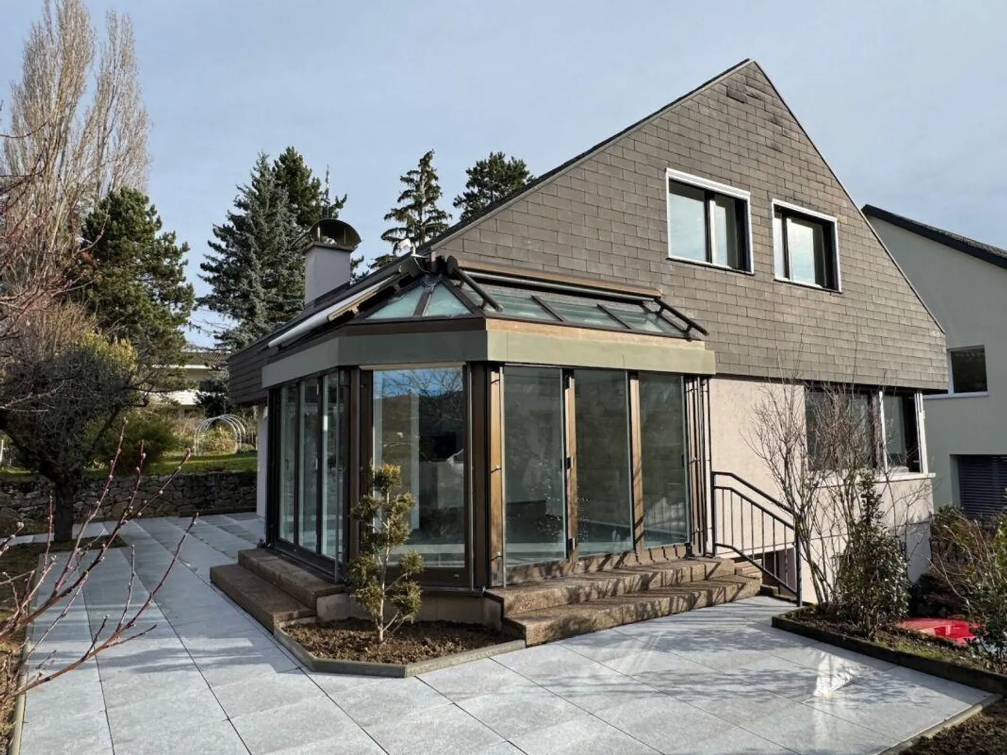 Freistehendes Einfamilienhaus mit Aussicht - Foto 2 von 18