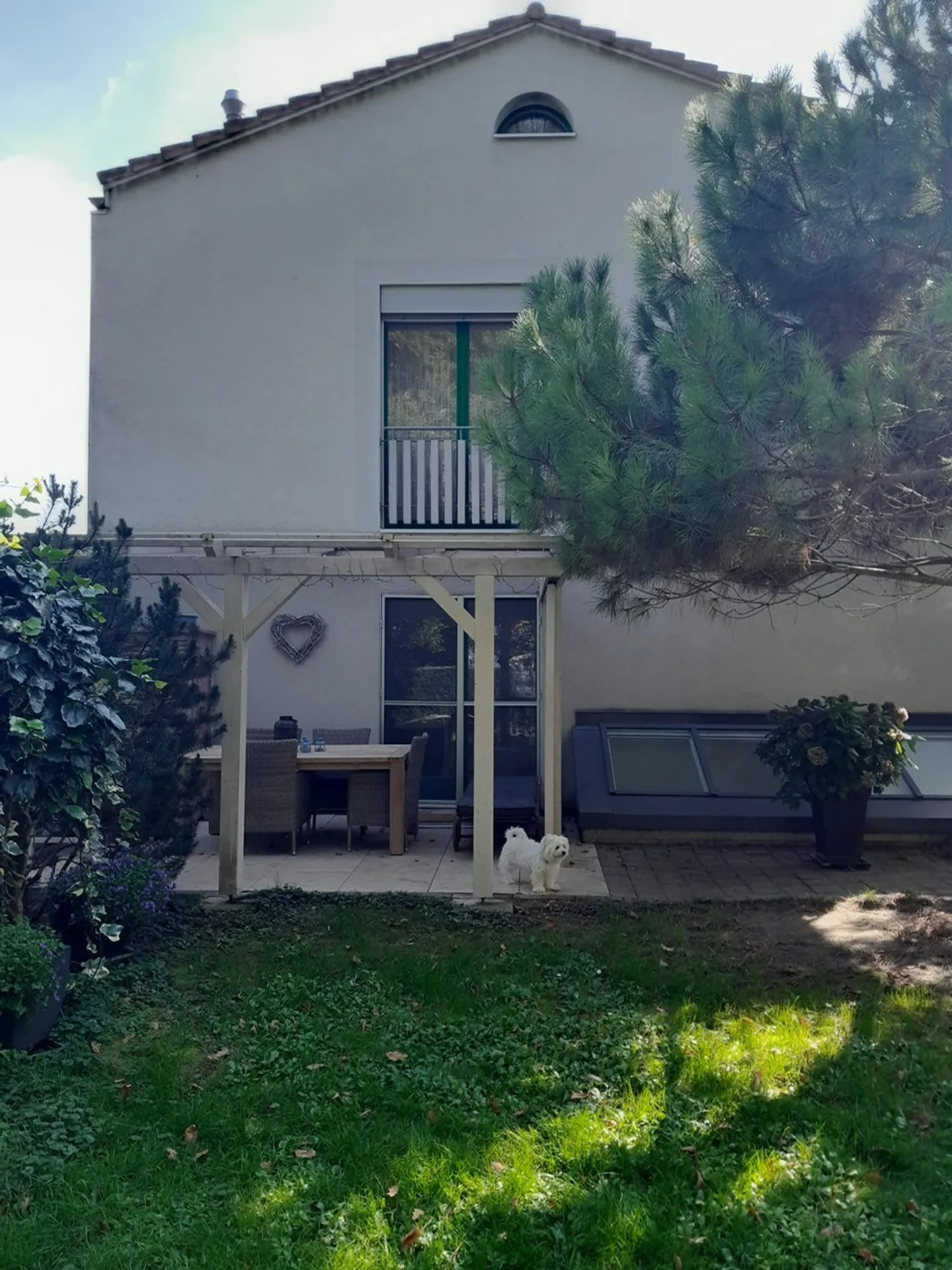 Villa on the Lakeshore for Nature Lovers and Lake Neuchâtel - Photo 5 of 13