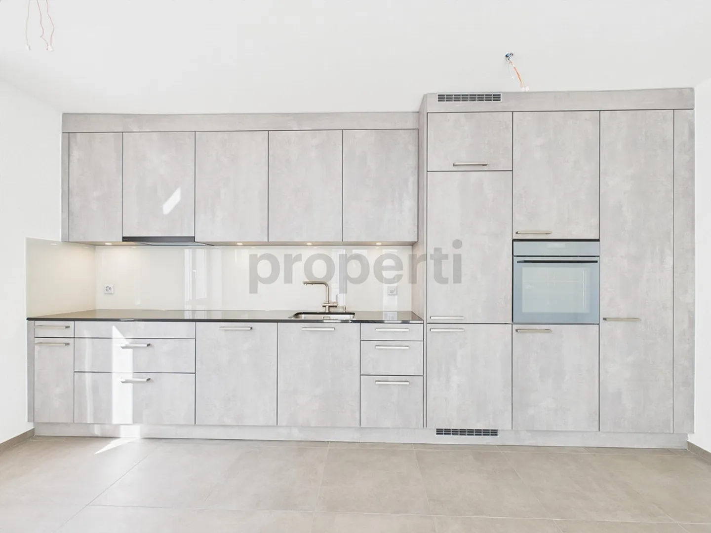 Appartement rénové de 4,5 pièces à Rorschach - Photo 2 sur 12