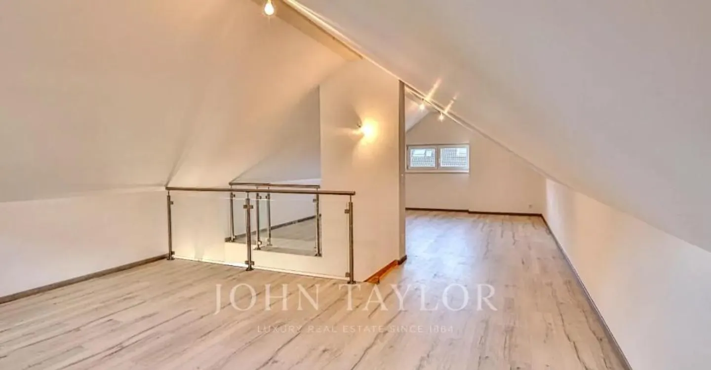 Appartamento attico duplex di 5,5 locali - Foto 9 di 11
