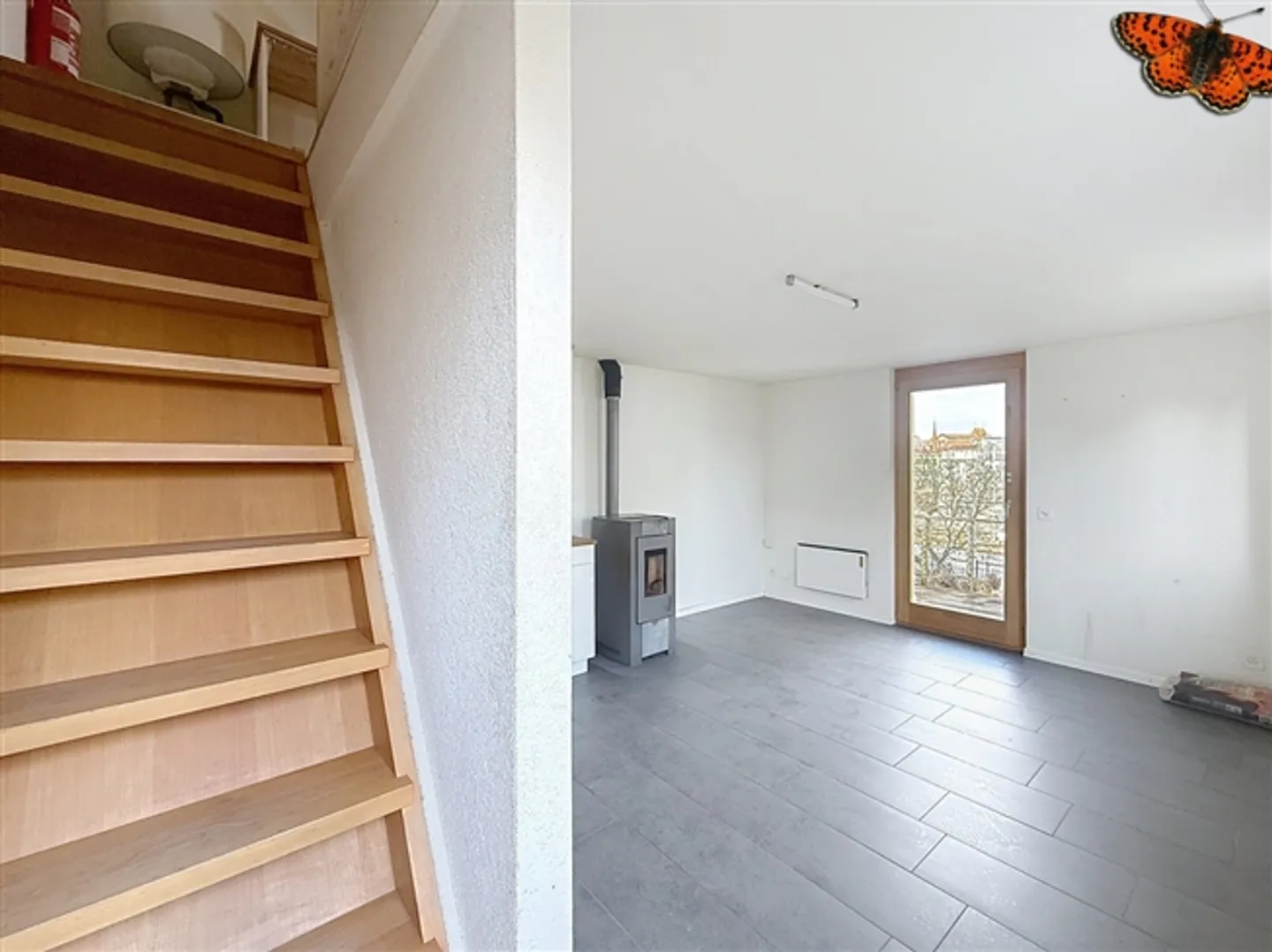 Quiet Artist's Studio - Photo 3 of 8