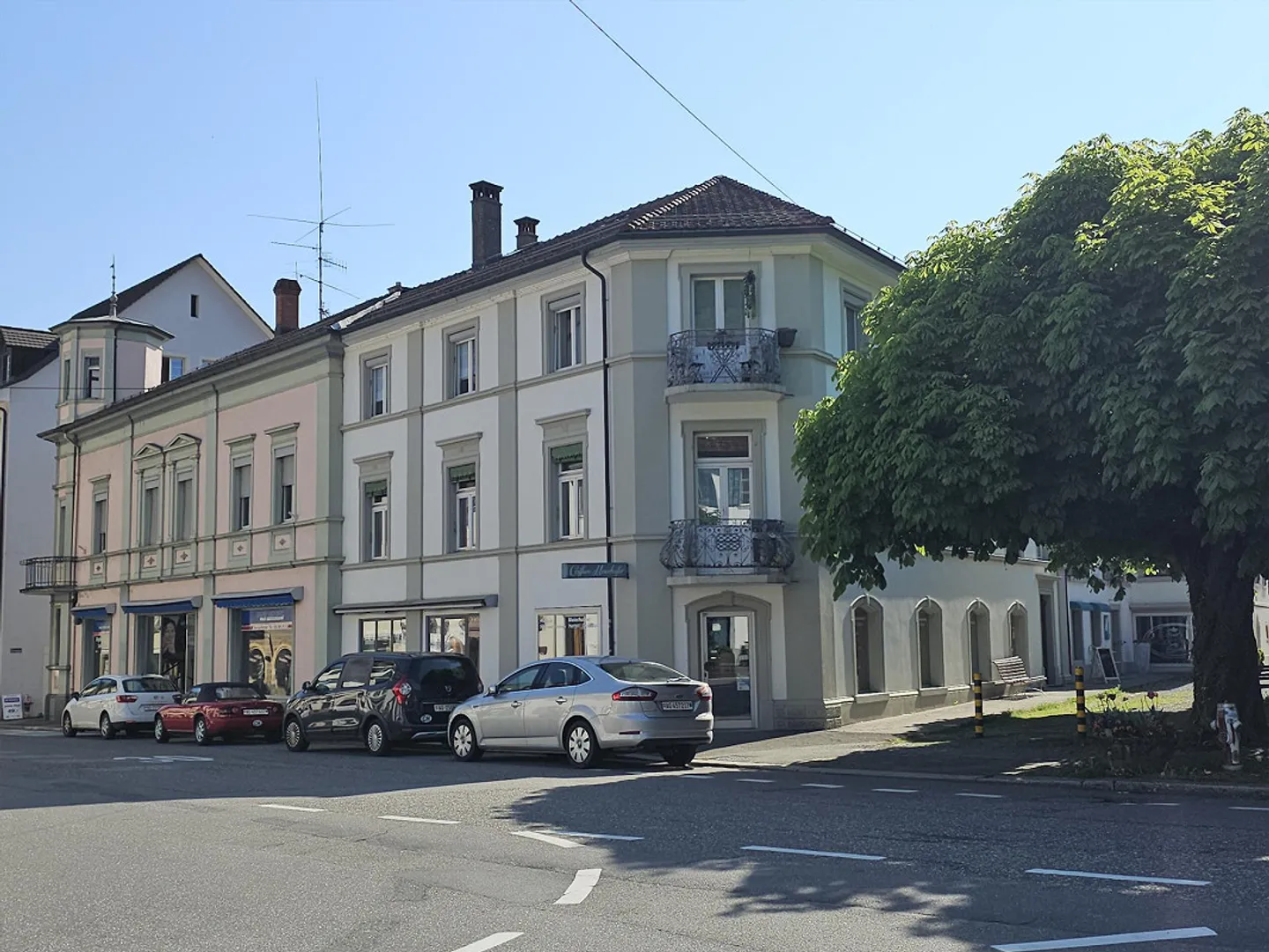 Charmante 4-Zimmer-Wohnung mit Balkon - Foto 3 von 13