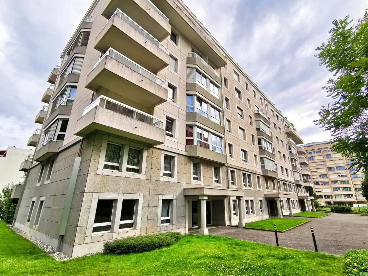 In esclusiva - Bellissimo appartamento di 4 locali con giardino a Petit-Saconnex - Foto 1 di 1
