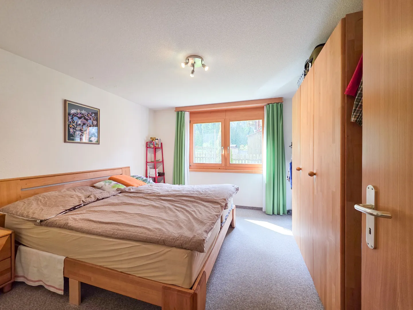 Charming Ground Floor Apartment - Photo 7 of 13