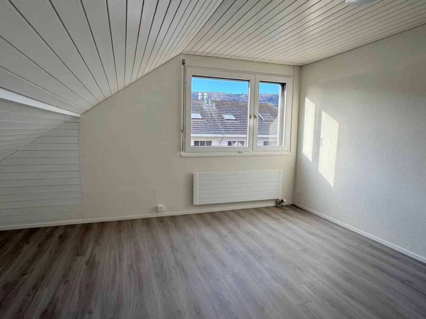 Freistehendes Einfamilienhaus mit Aussicht - Foto 10 von 18